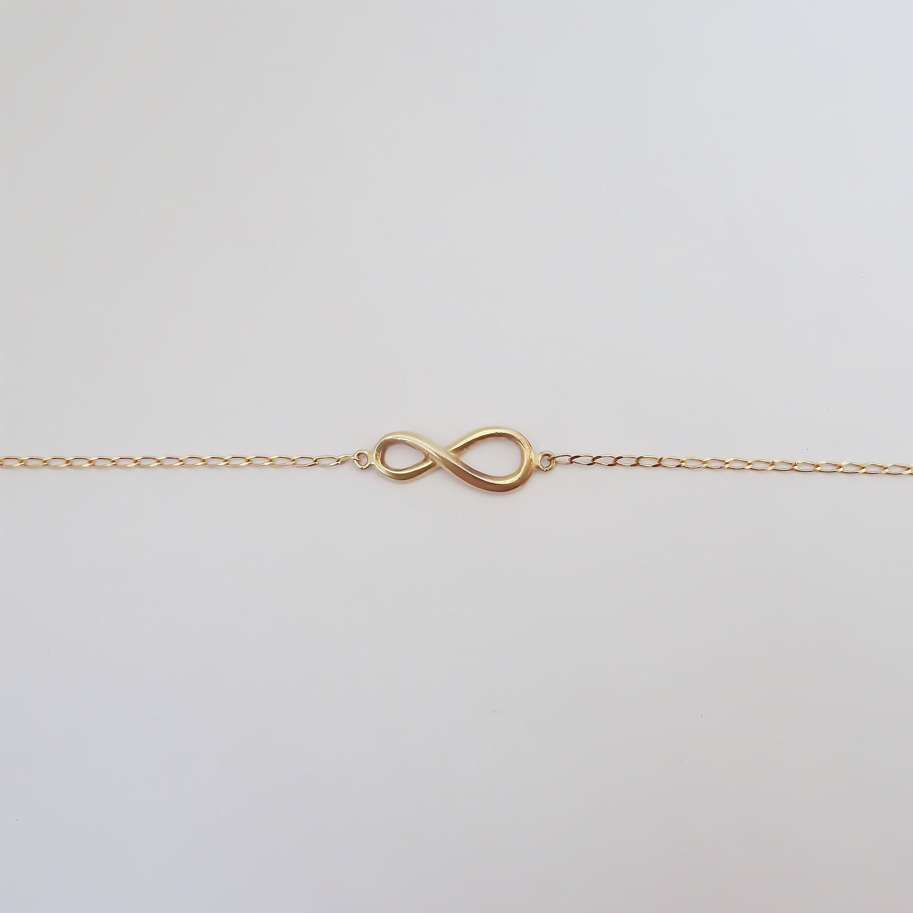 Amor Eterno - Pulsera Infinito / Oro Sólido 10k