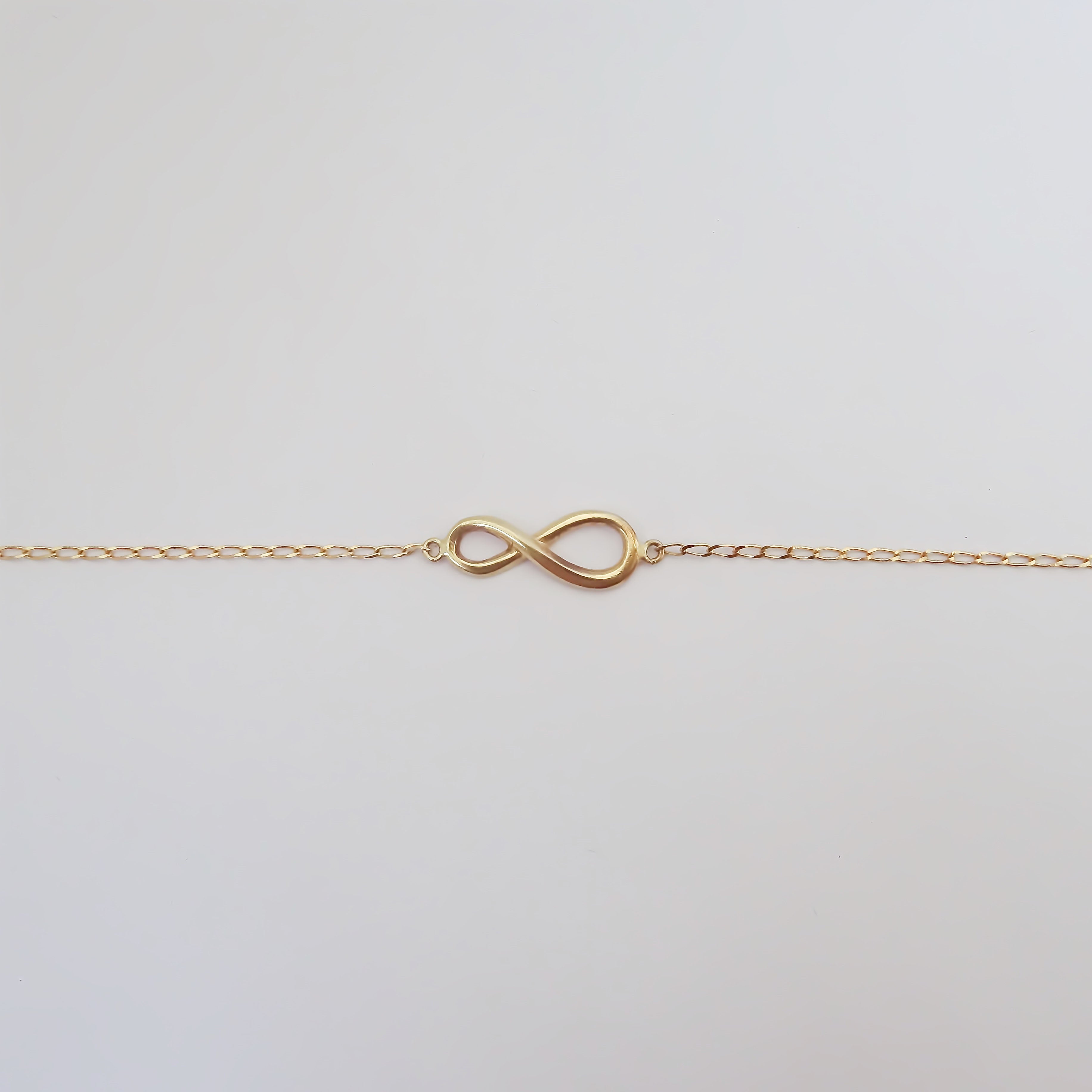 Amor Eterno - Pulsera Infinito / Oro Sólido 10k