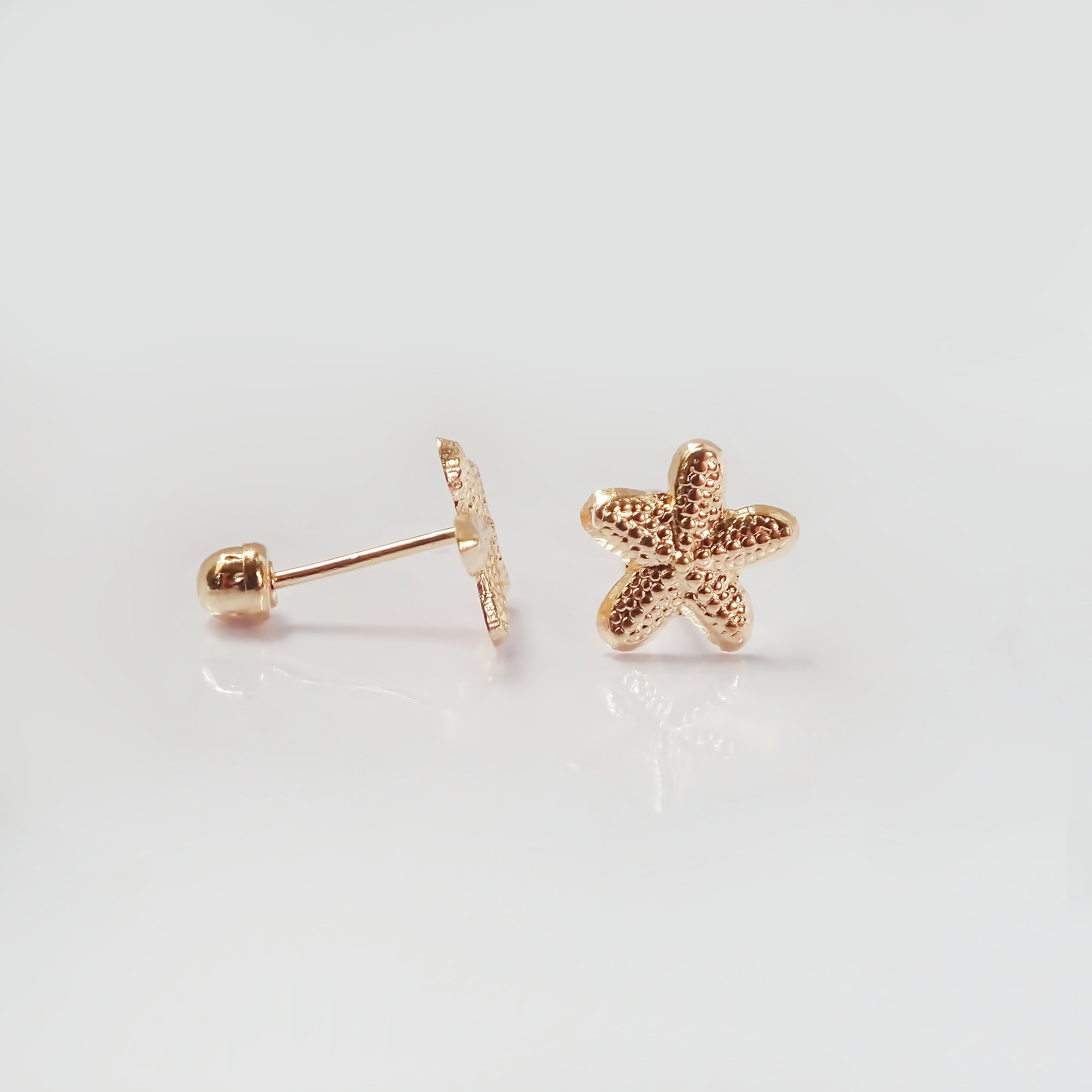 Amor Eterno - Broqueles Estrella Mar Dama / Aretes / Oro 10k