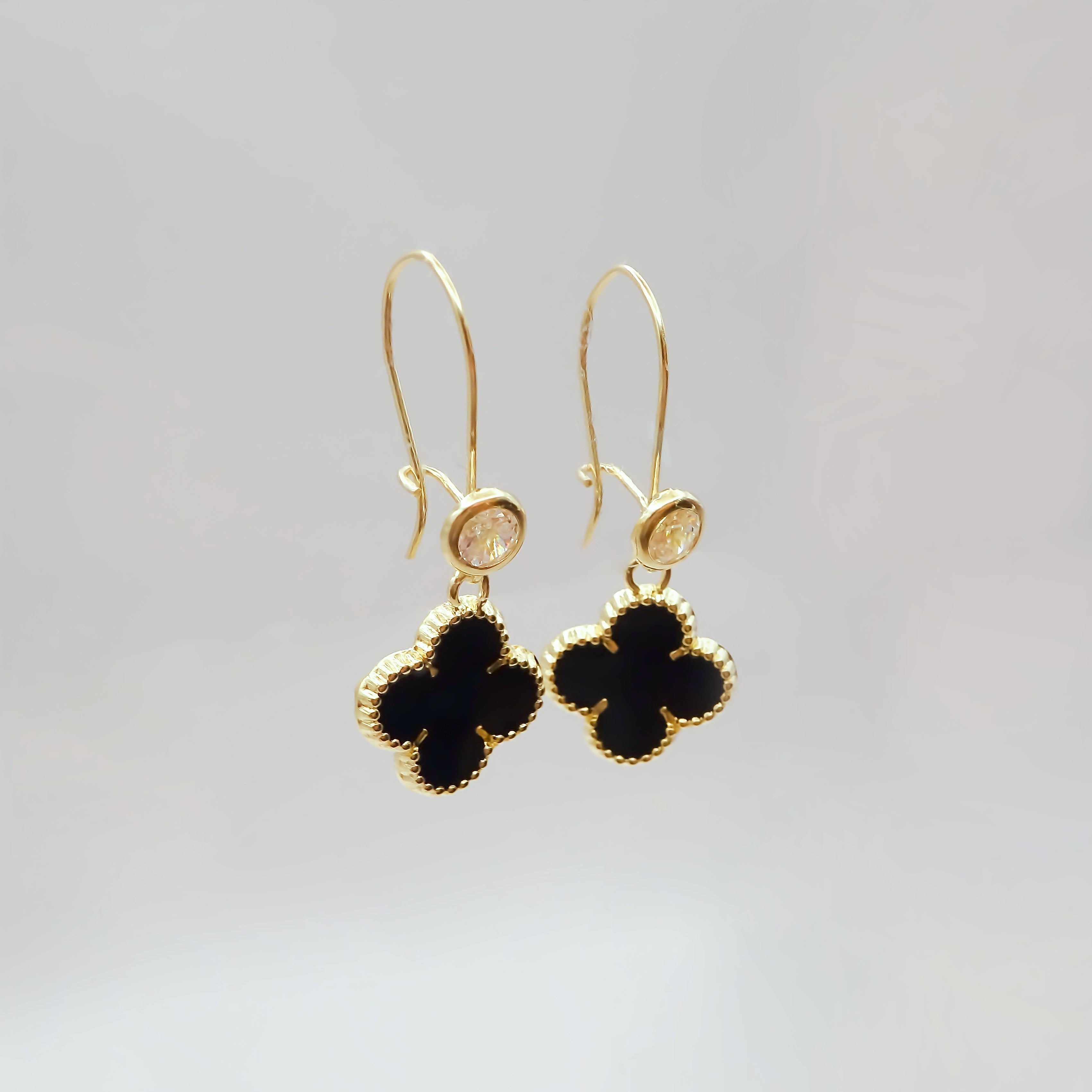 Amor Eterno - Broqueles Arillo Trébol / Oro Sólido 10k