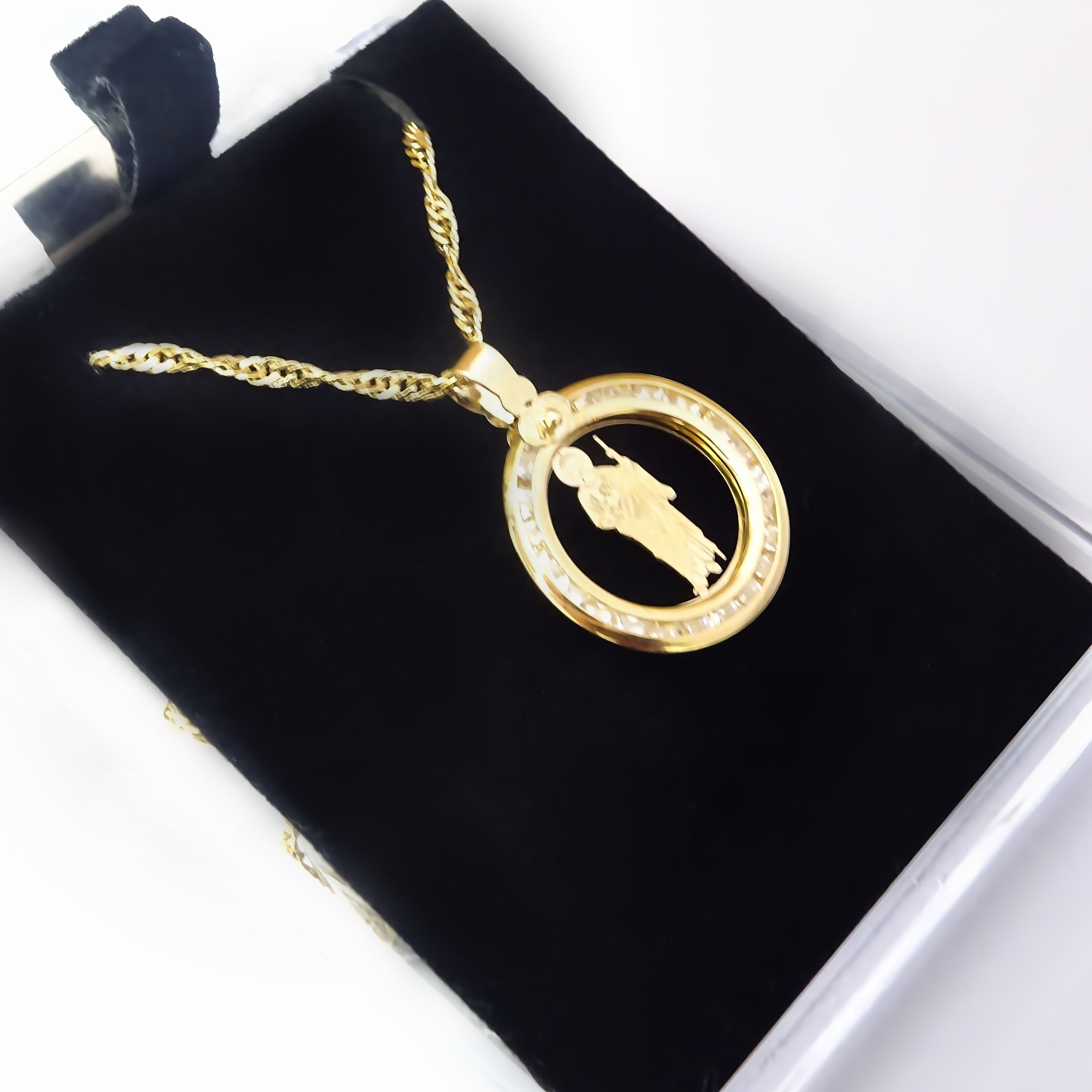 Amor Eterno - Dije Medalla San Judas Tadeo / Oro Sólido 10k