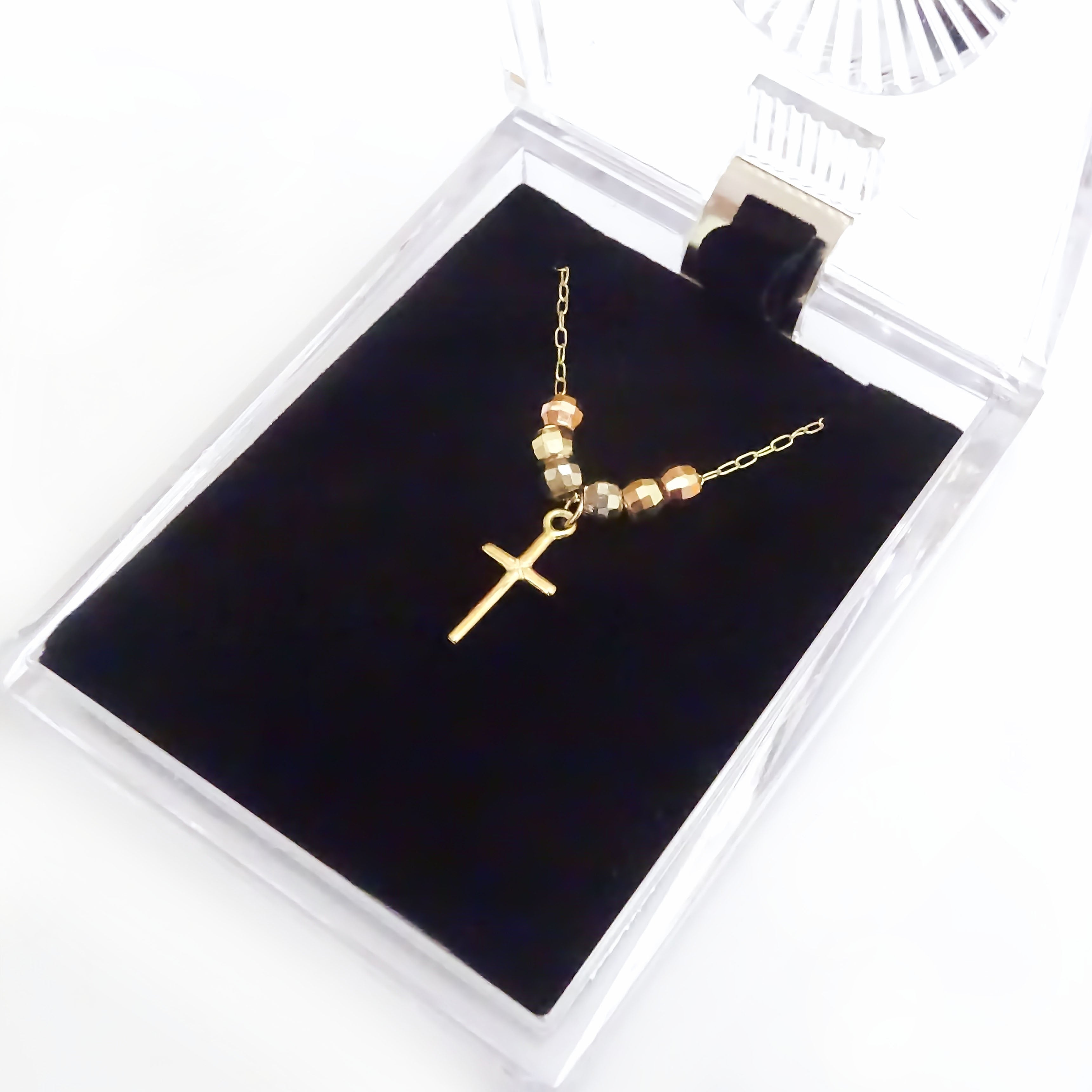 Amor Eterno - Gargantilla Cruz 3 Oros / Oro Sólido 10k