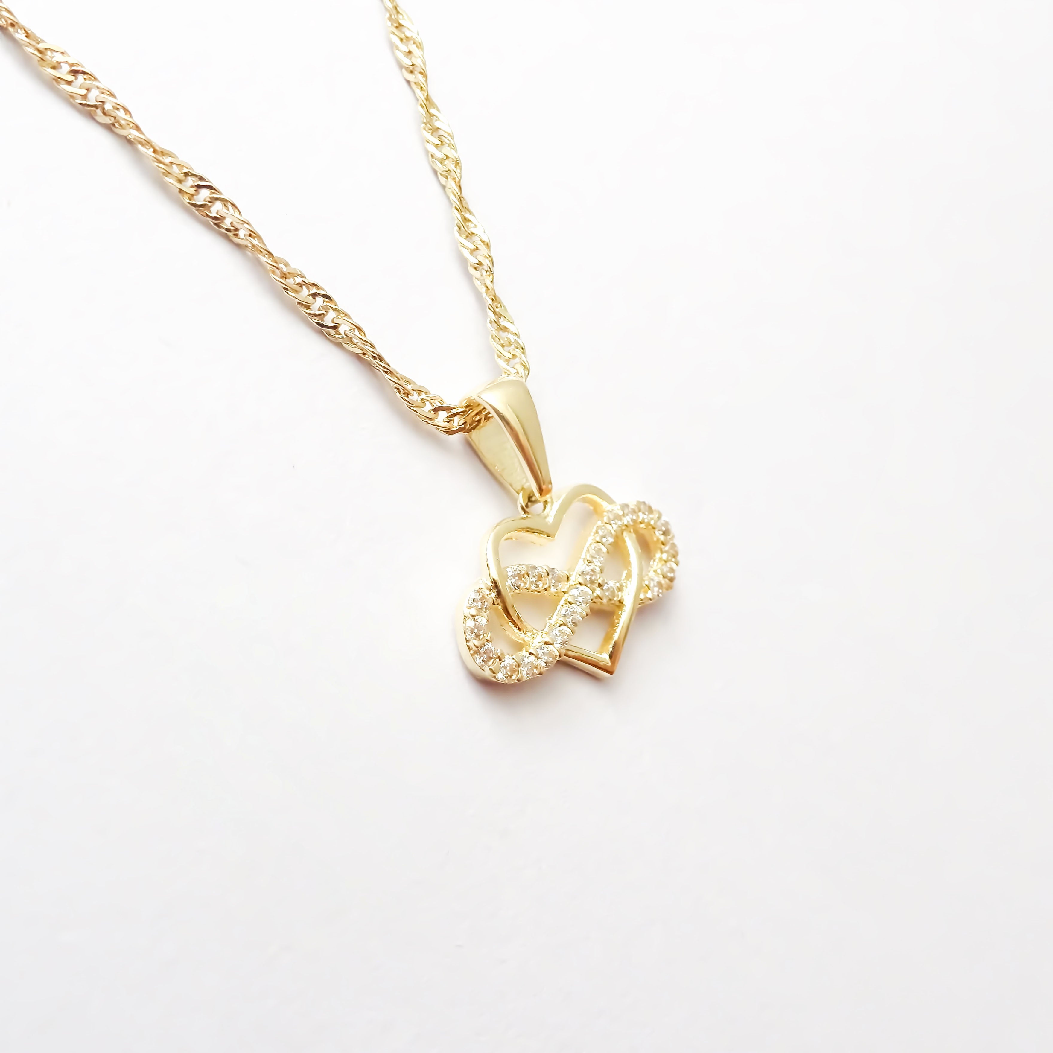 Amor Eterno - Dije Corazón Eterno / Oro Sólido 10k