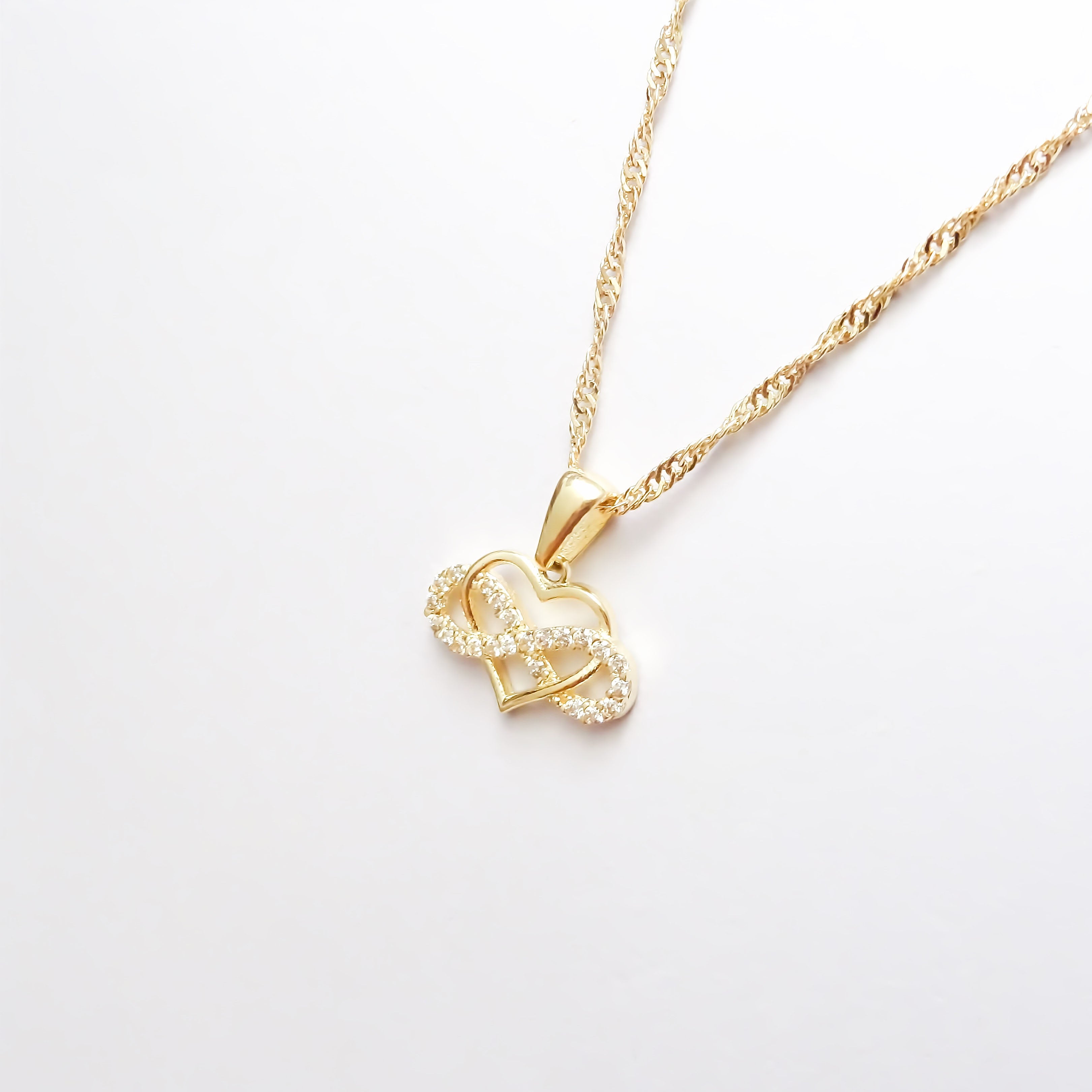 Amor Eterno - Dije Corazón Eterno / Oro Sólido 10k