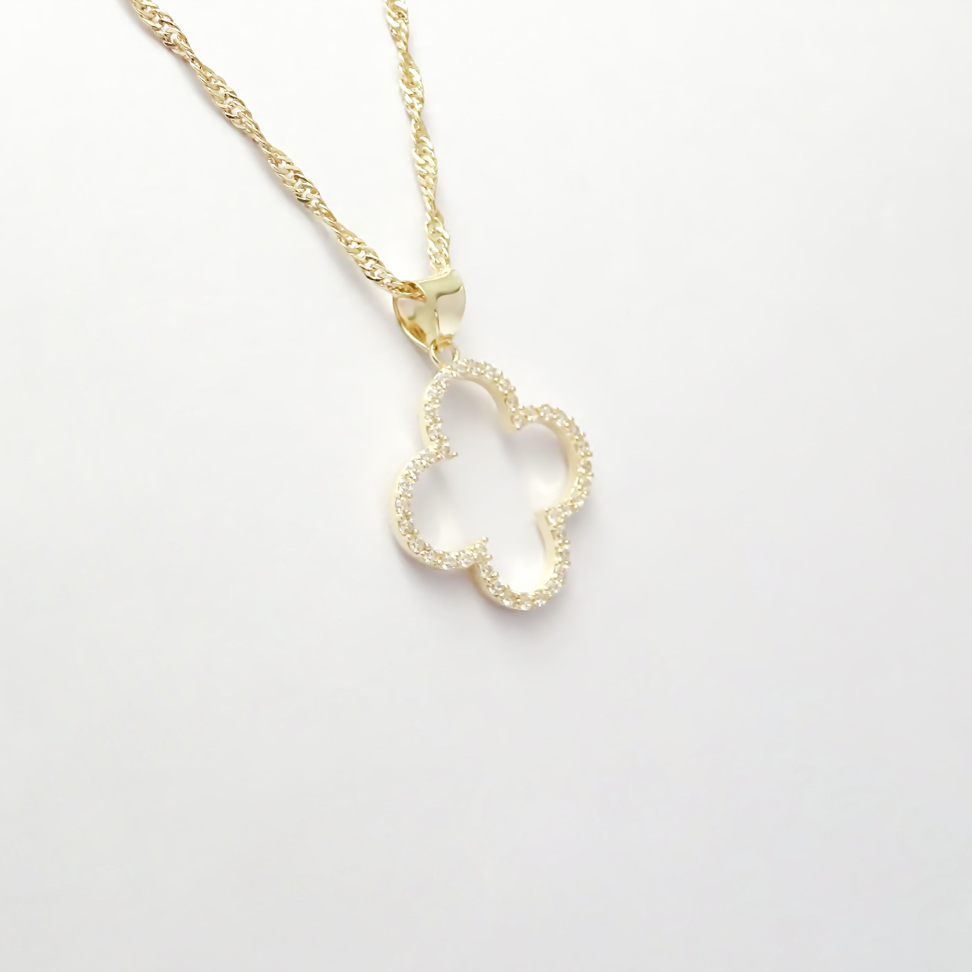 Amor Eterno - Dije Trébol Diamantes / Oro Sólido 10k