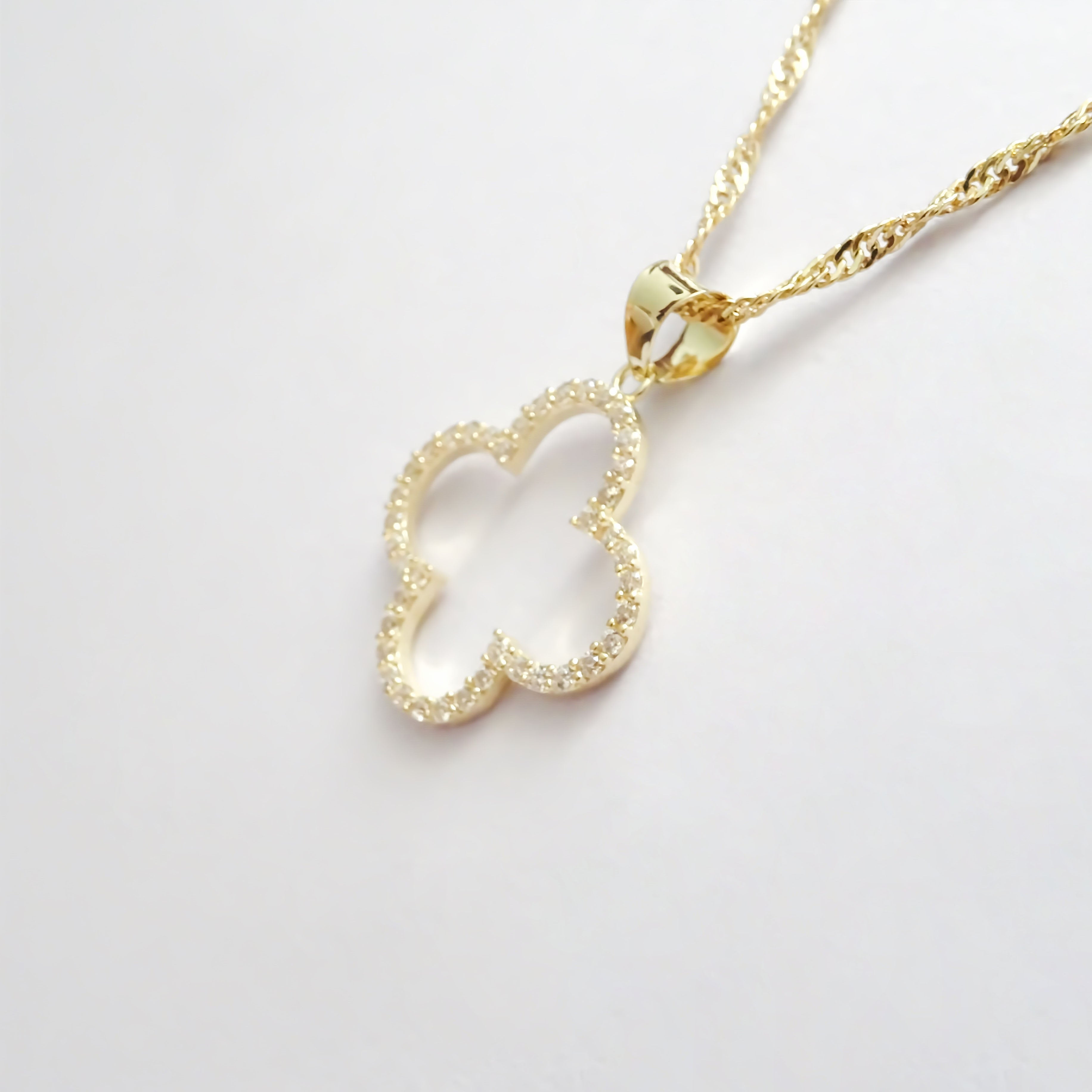 Amor Eterno - Dije Trébol Diamantes / Oro Sólido 10k