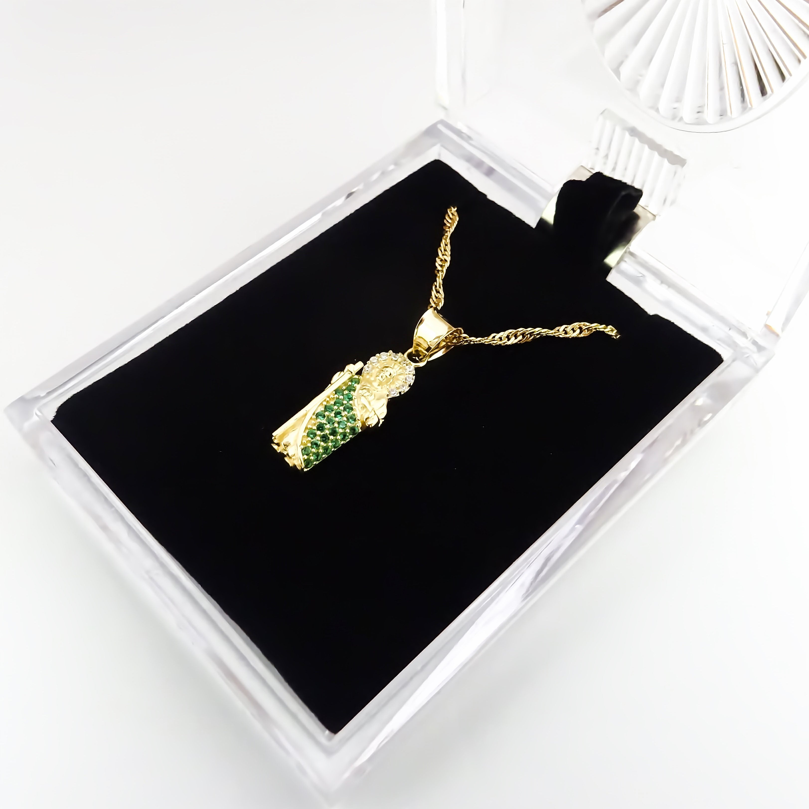 Amor Eterno - Dije San Judas Tadeo / Oros Sólido 10k