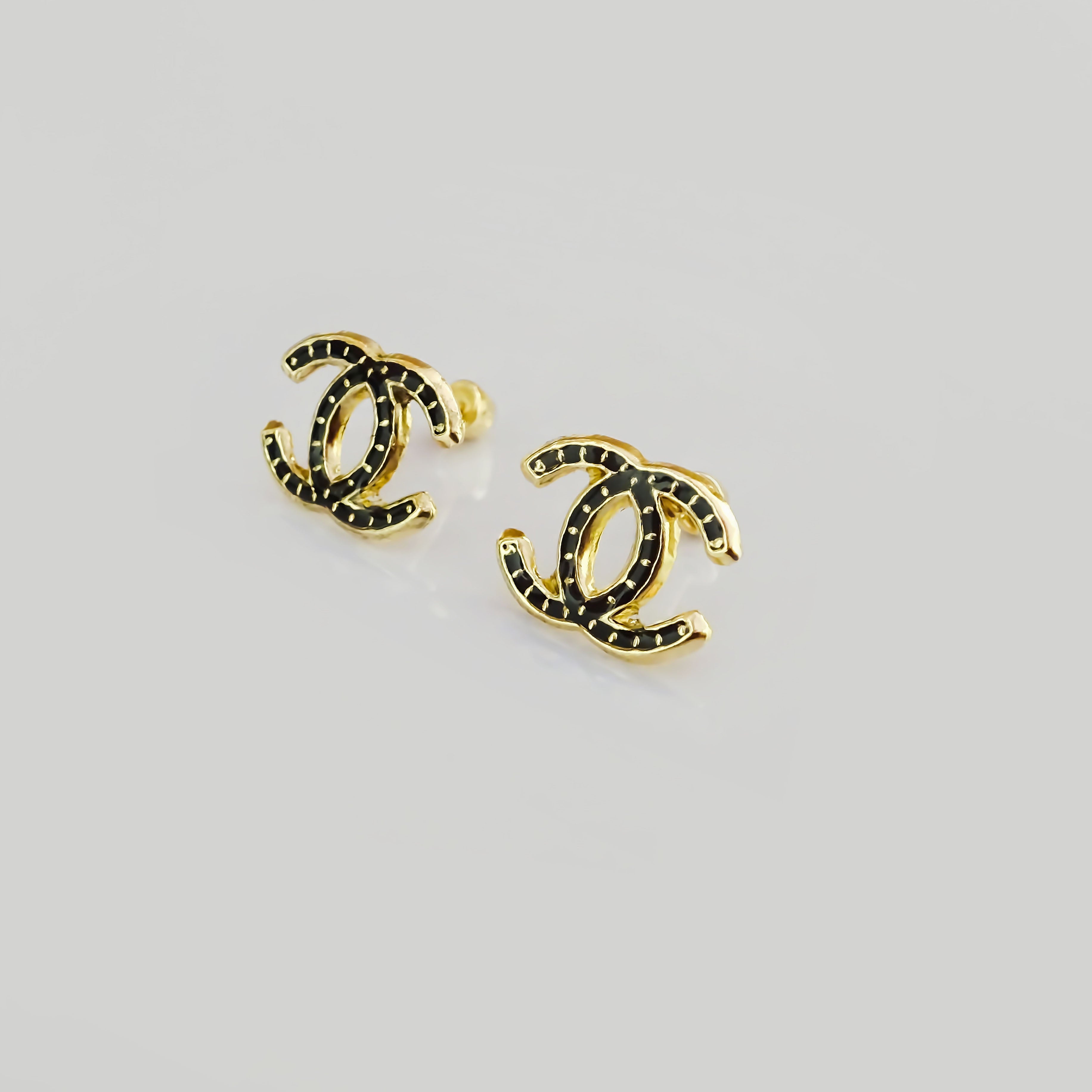 Amor Eterno - Broqueles Cc Esmaltado Aretes / Oro 10k
