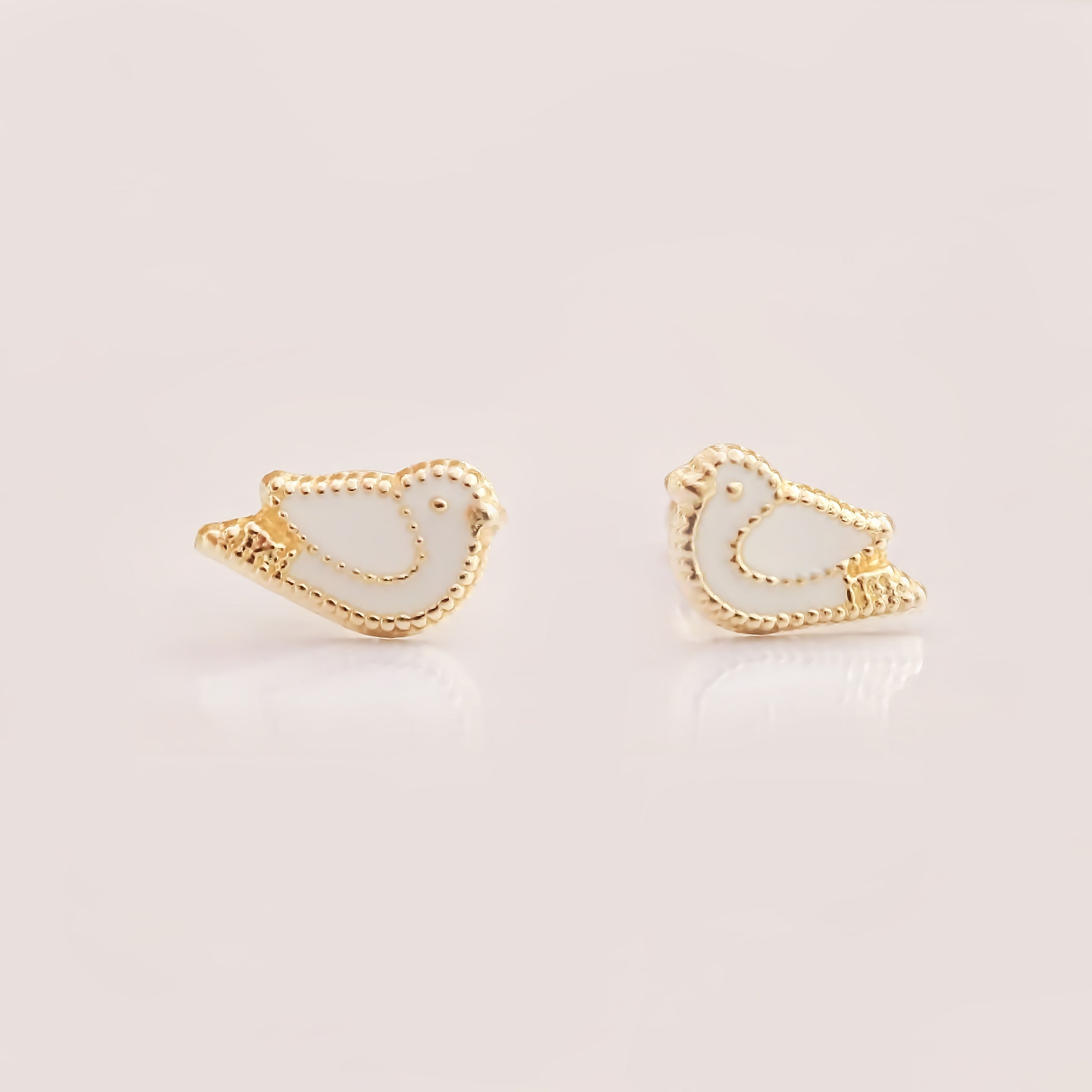 Amor Eterno - Broqueles Palomita Blanca / Aretes Oro 10k