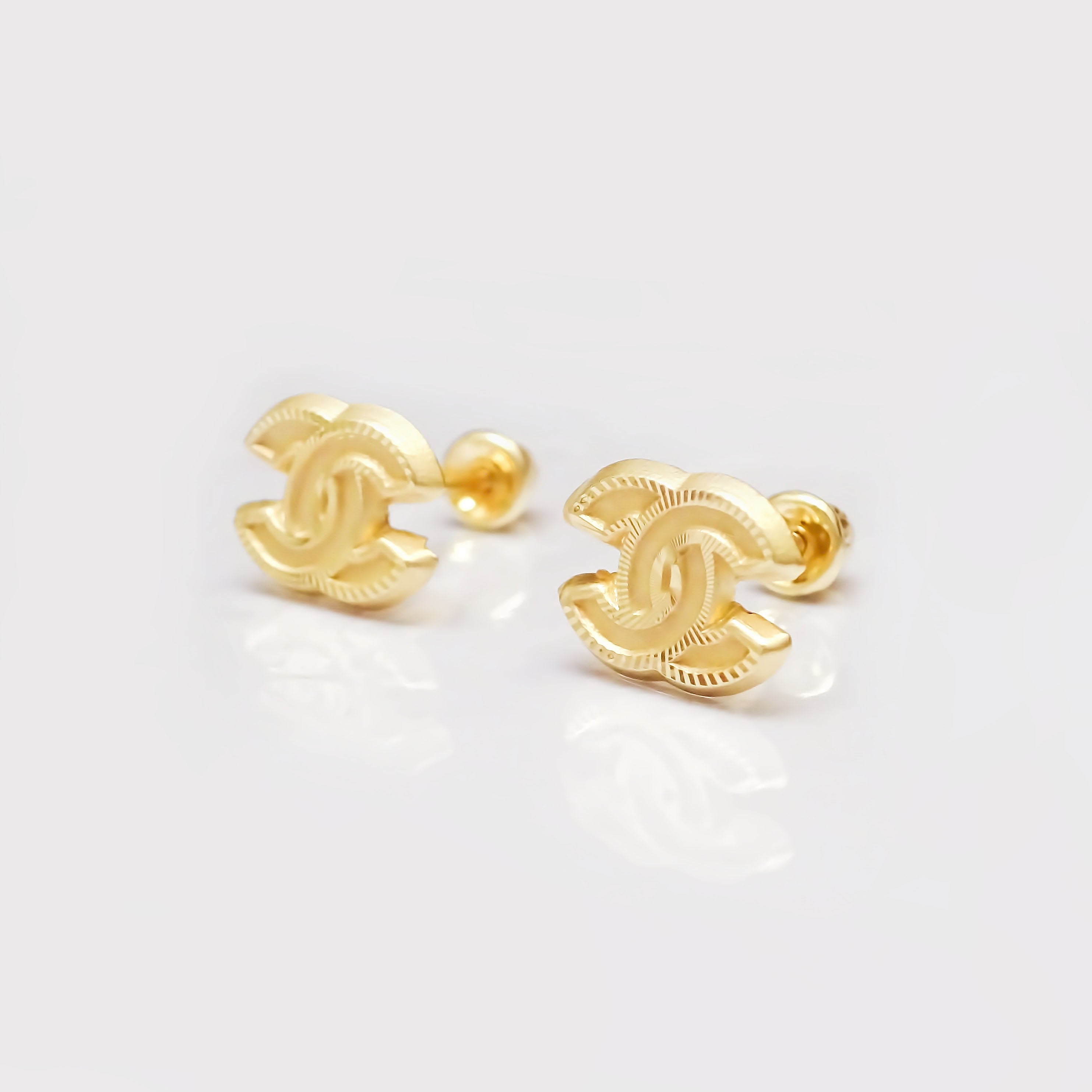 Amor Eterno - Broqueles Cc Facetado Aretes / Oro 10k