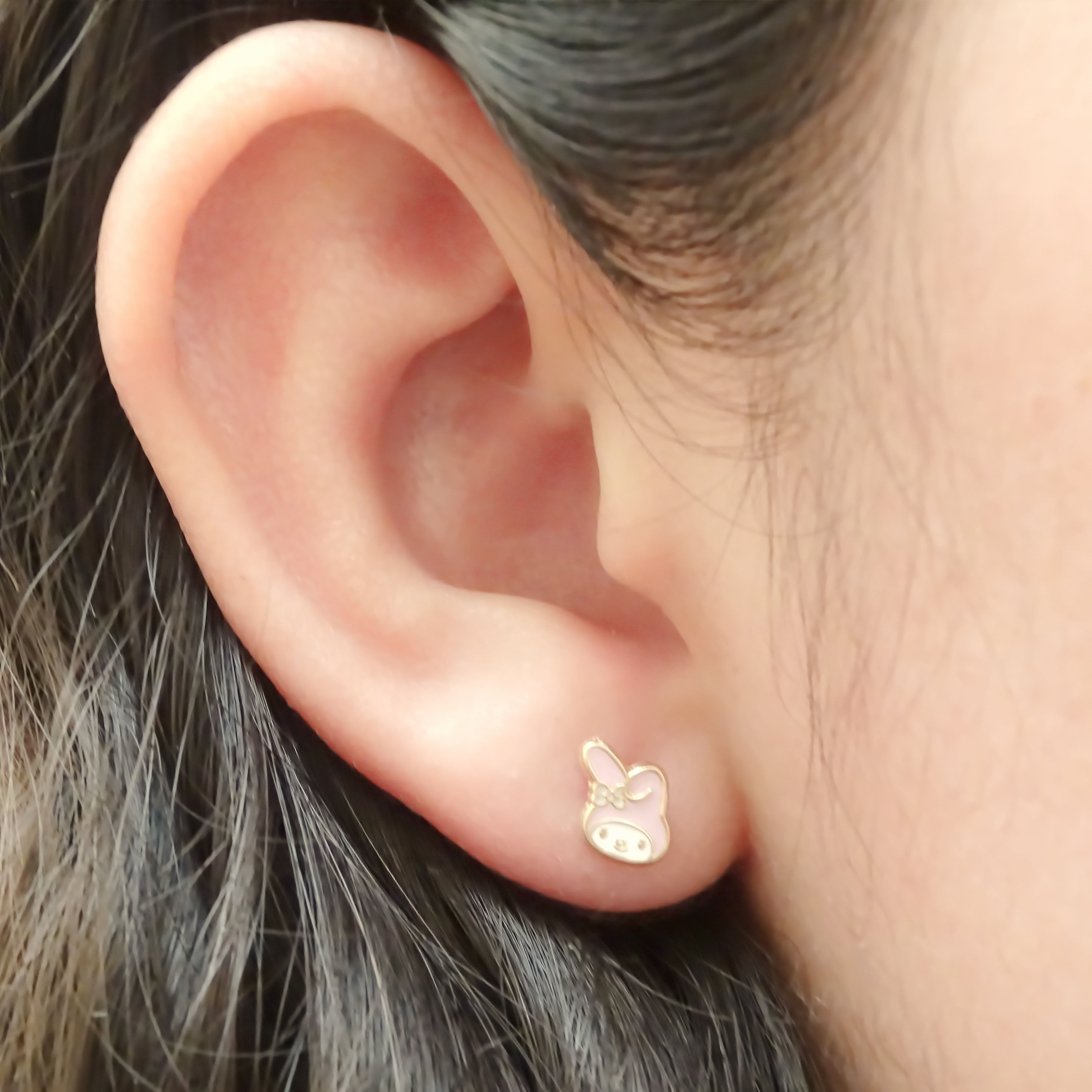 Amor Eterno - Broqueles My Melody Esmaltada / Aretes Oro 10k