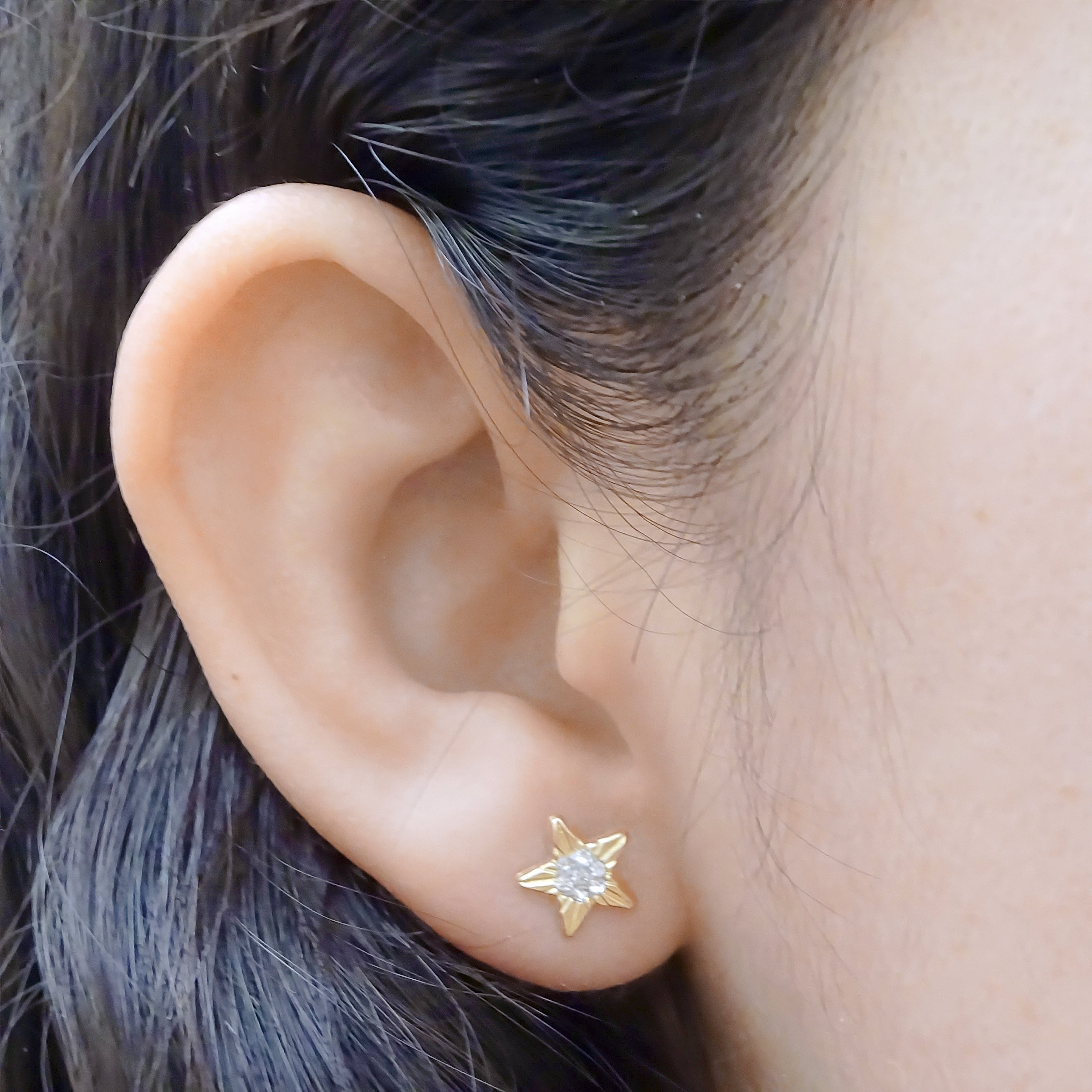 Amor Eterno - Broqueles Estrellita Brillante Oro 10k