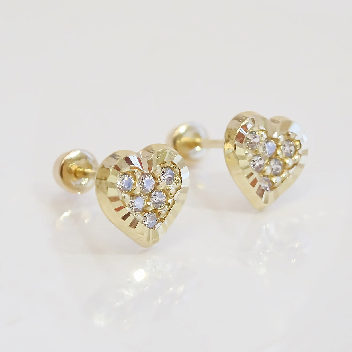 Amor Eterno - Broqueles Corazón / Aretes / Oro Sólido 10k
