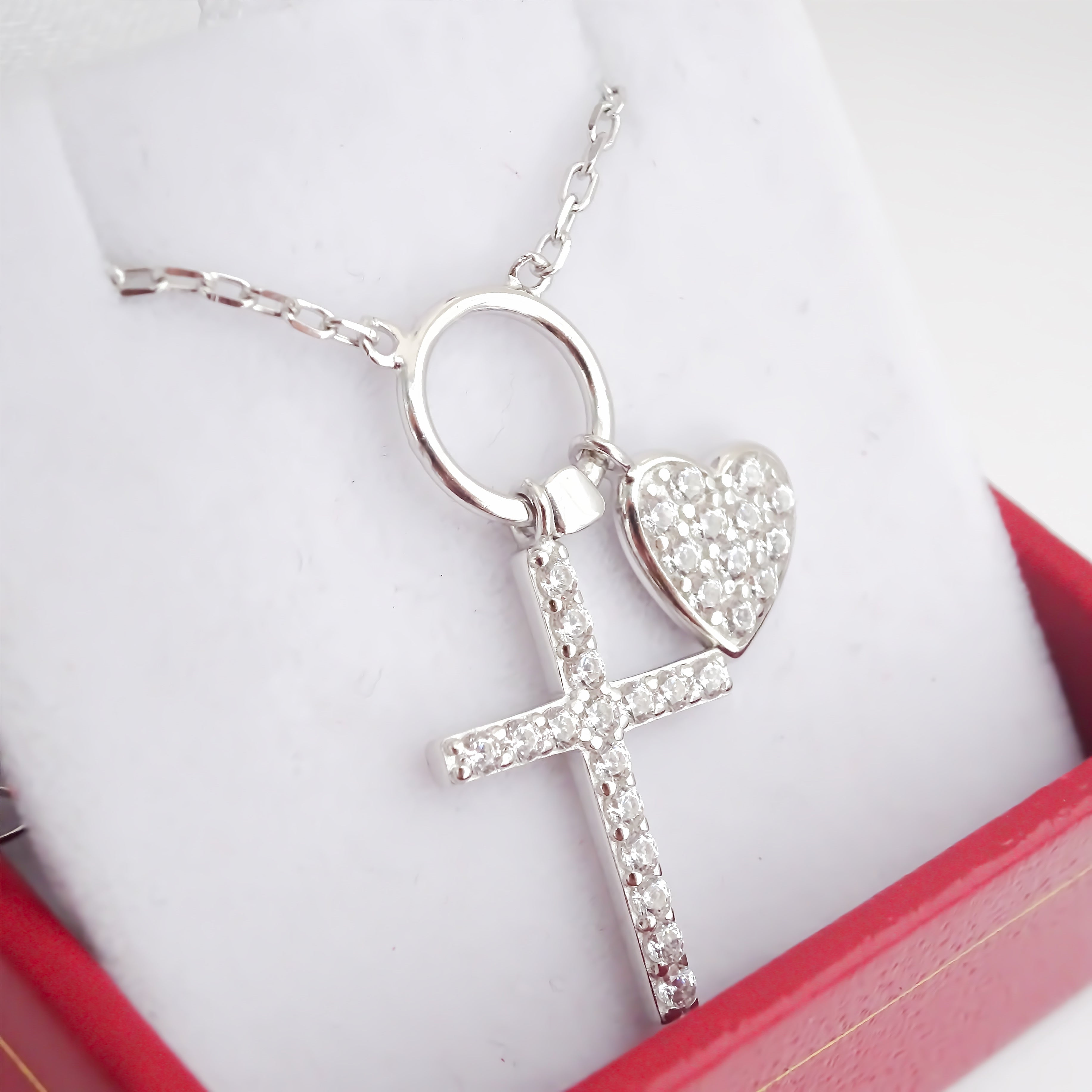 Amor Eterno - Collar Plata / Oro 24k / Cruz Corazón + Regalo