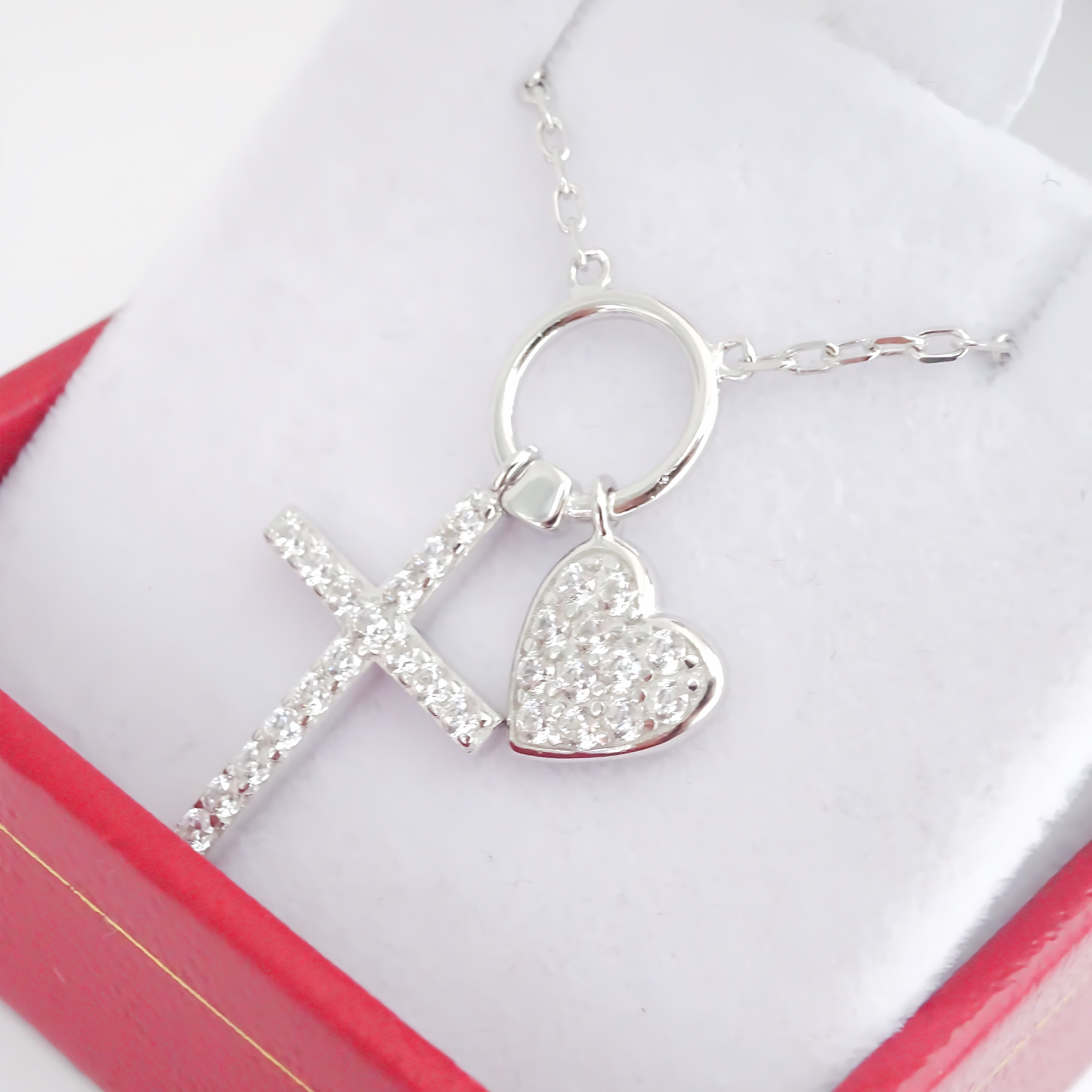 Amor Eterno - Collar Plata / Oro 24k / Cruz Corazón + Regalo