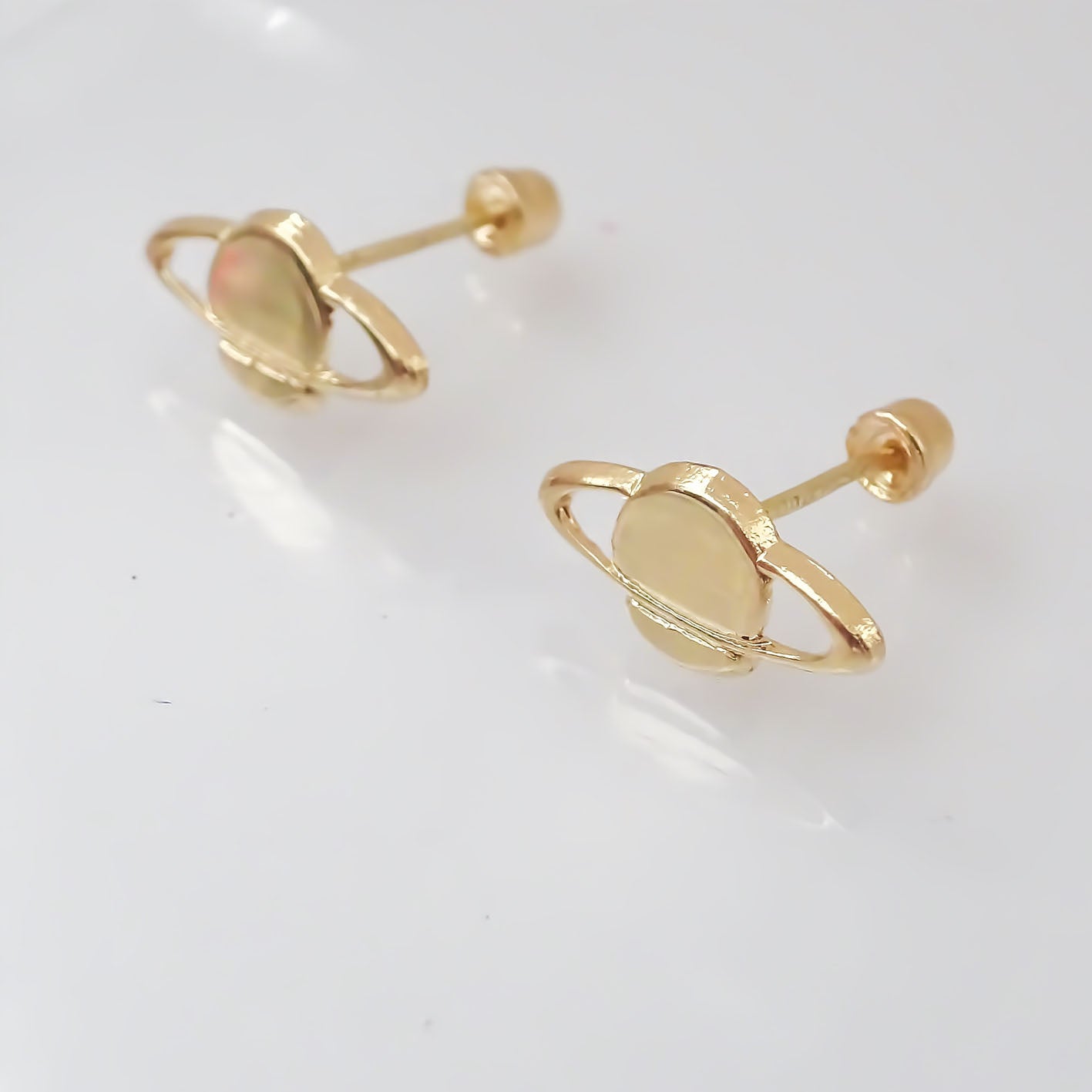 Amor Eterno - Broqueles / Saturno Planeta / Aretes / Oro 10k