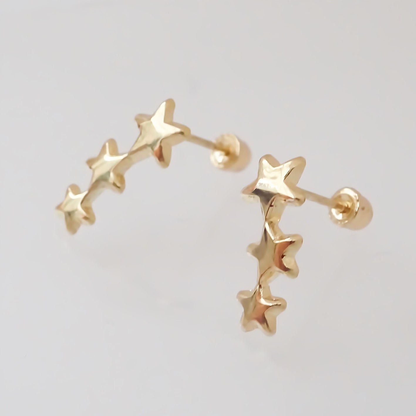 Amor Eterno - Broqueles Estrella Fugaz 3 / Aretes / Oro 10k