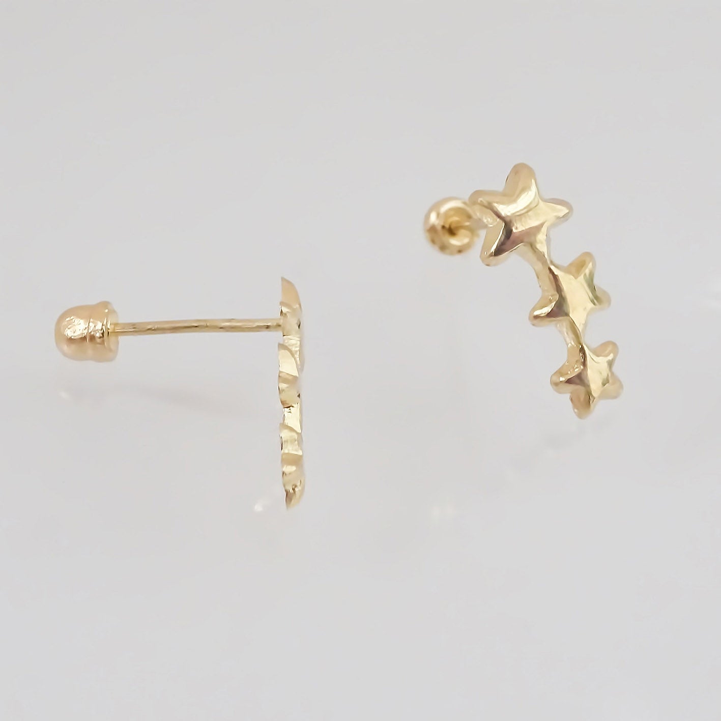 Amor Eterno - Broqueles Estrella Fugaz 3 / Aretes / Oro 10k