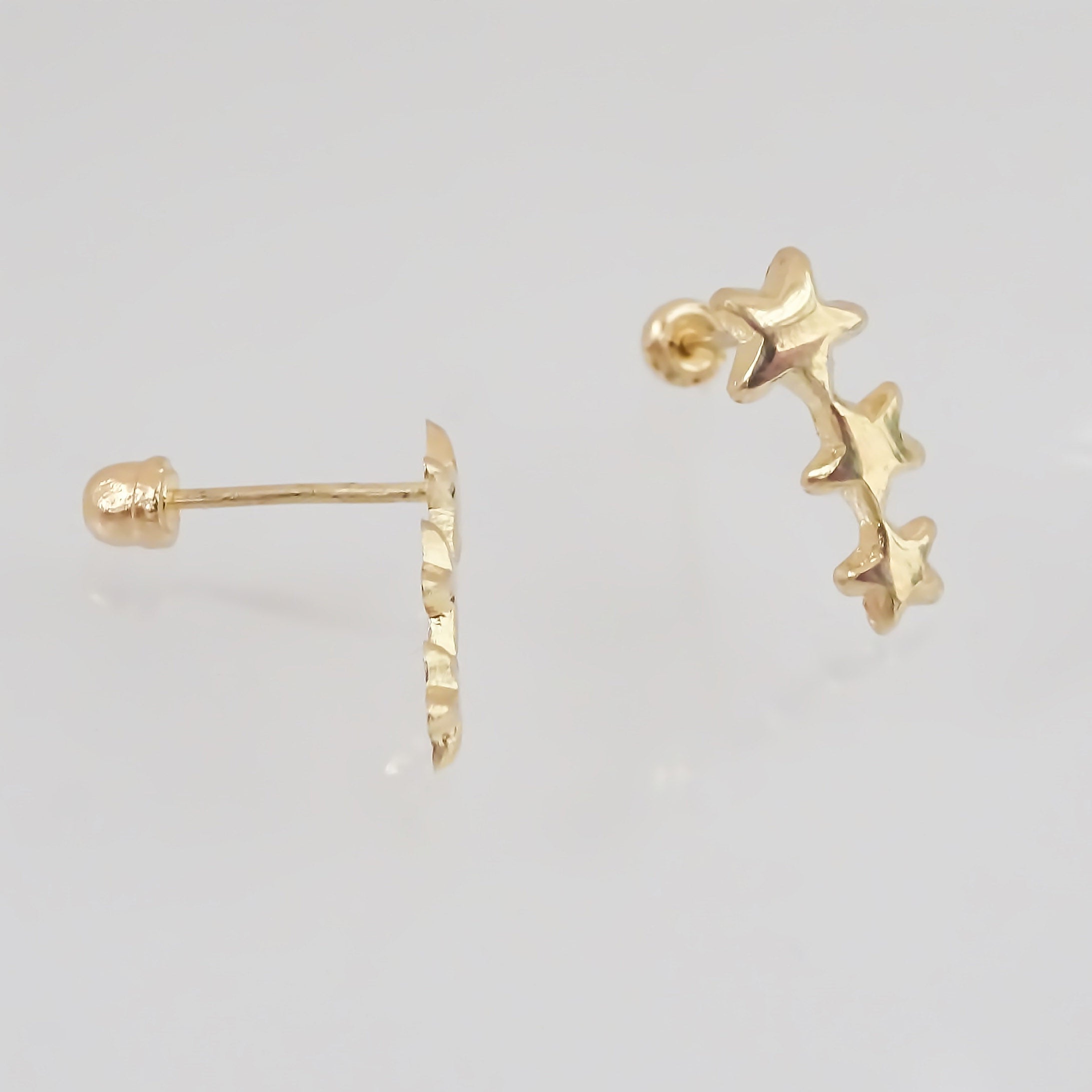 Amor Eterno - Broqueles Estrella Fugaz 3 / Aretes / Oro 10k