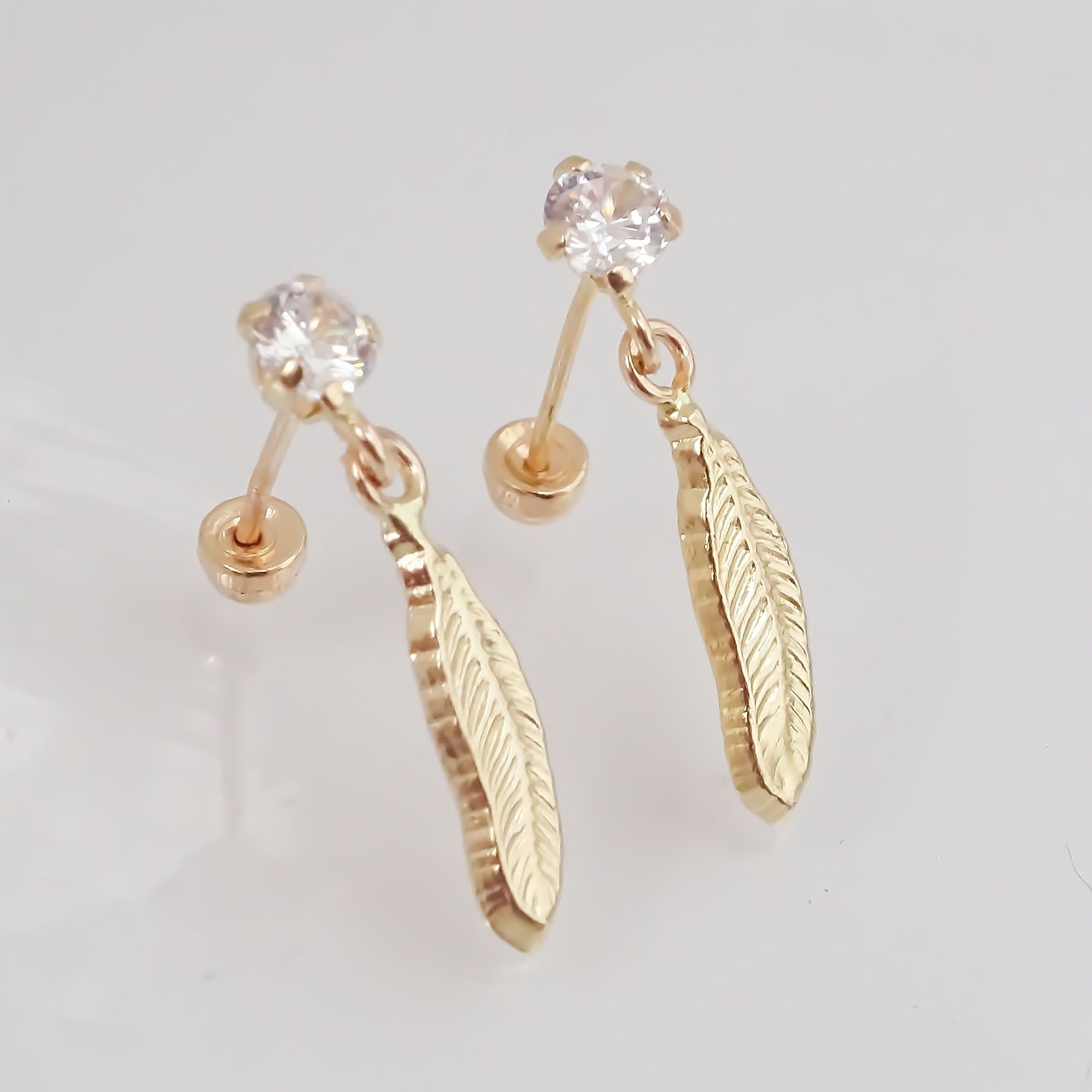 Amor Eterno - Broqueles Pluma Atrapasueño / Aretes / Oro 10k