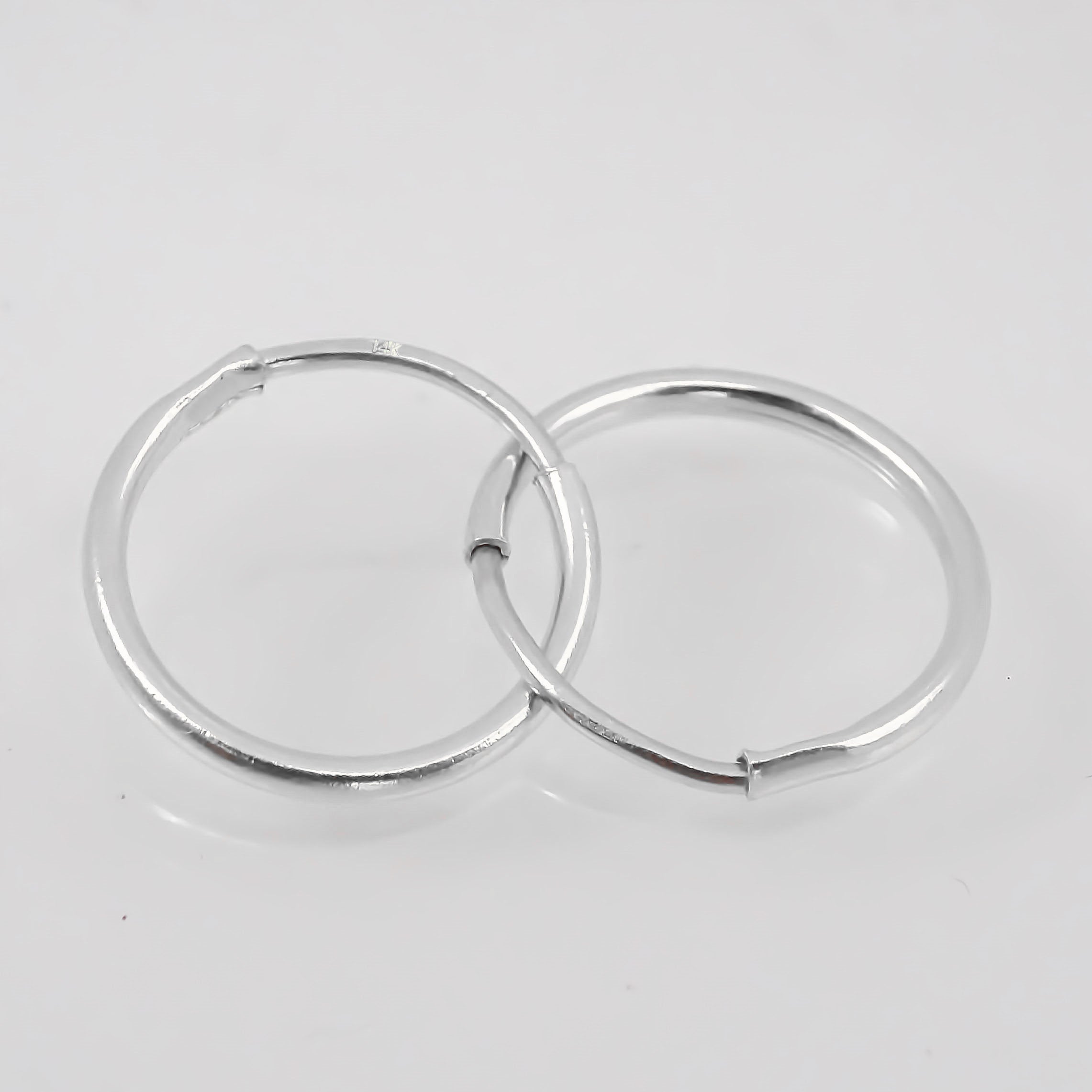 Amor Eterno - Arracadas / Piercing 1cm / Aretes / Oro 14k / Blanco