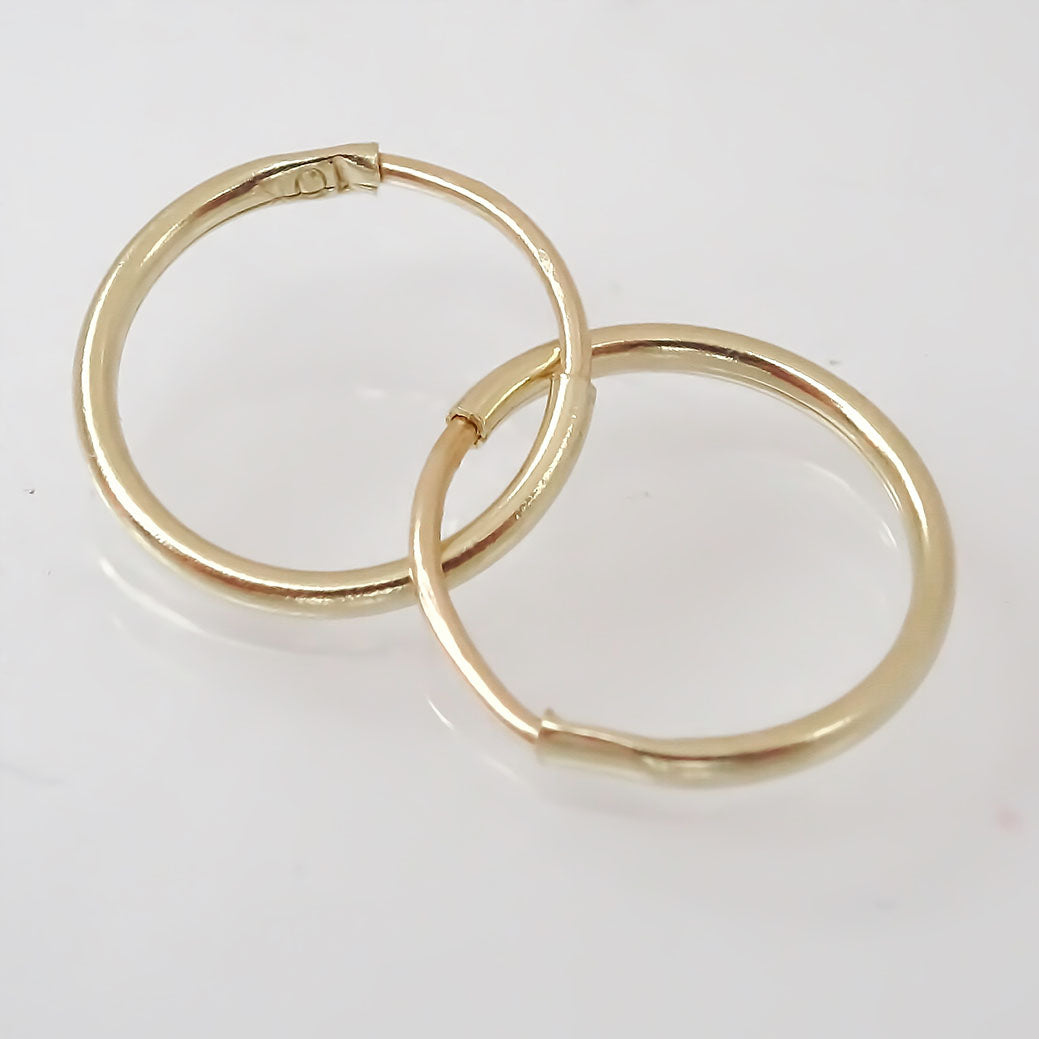 Amor Eterno - Arracadas / Piercing / Aretes / Oro 14k / 7mm / Amarillo