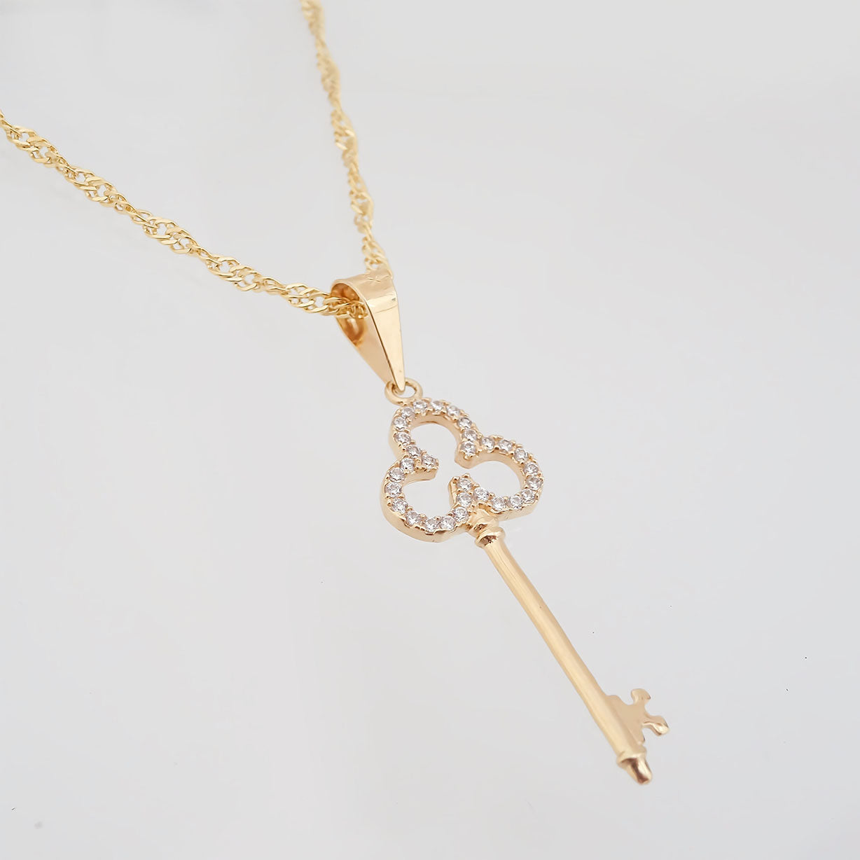 Amor Eterno - Dije Llave Diamante / Oro 10k Solido