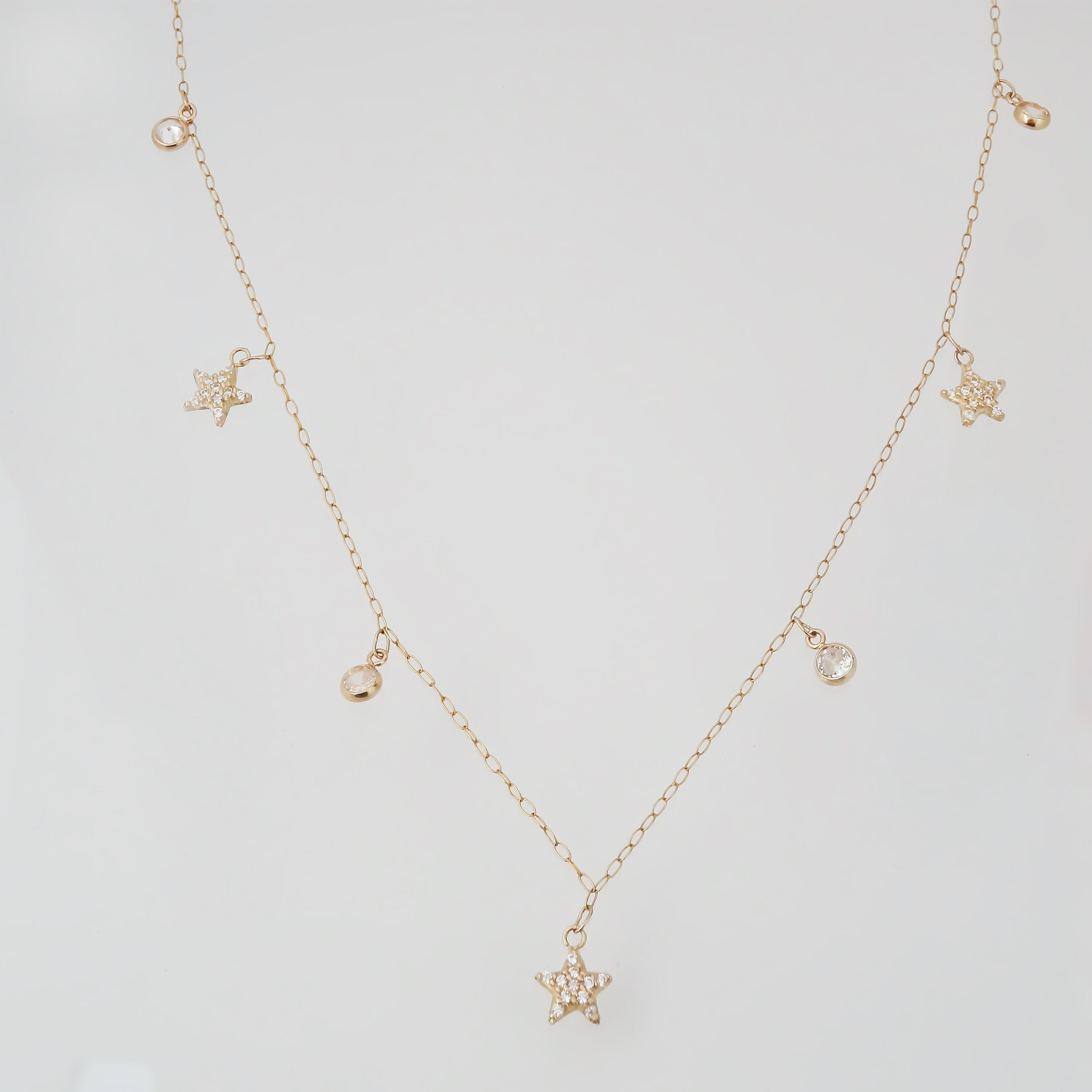 Amor Eterno - Gargantilla Estrella Diamante / Oro Sólido 10k