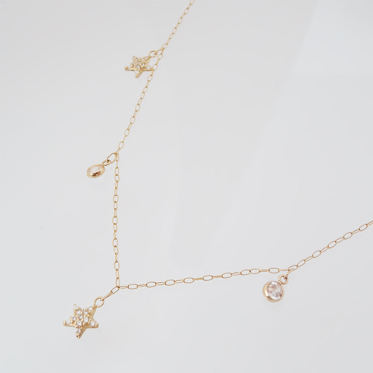 Amor Eterno - Gargantilla Estrella Diamante / Oro Sólido 10k