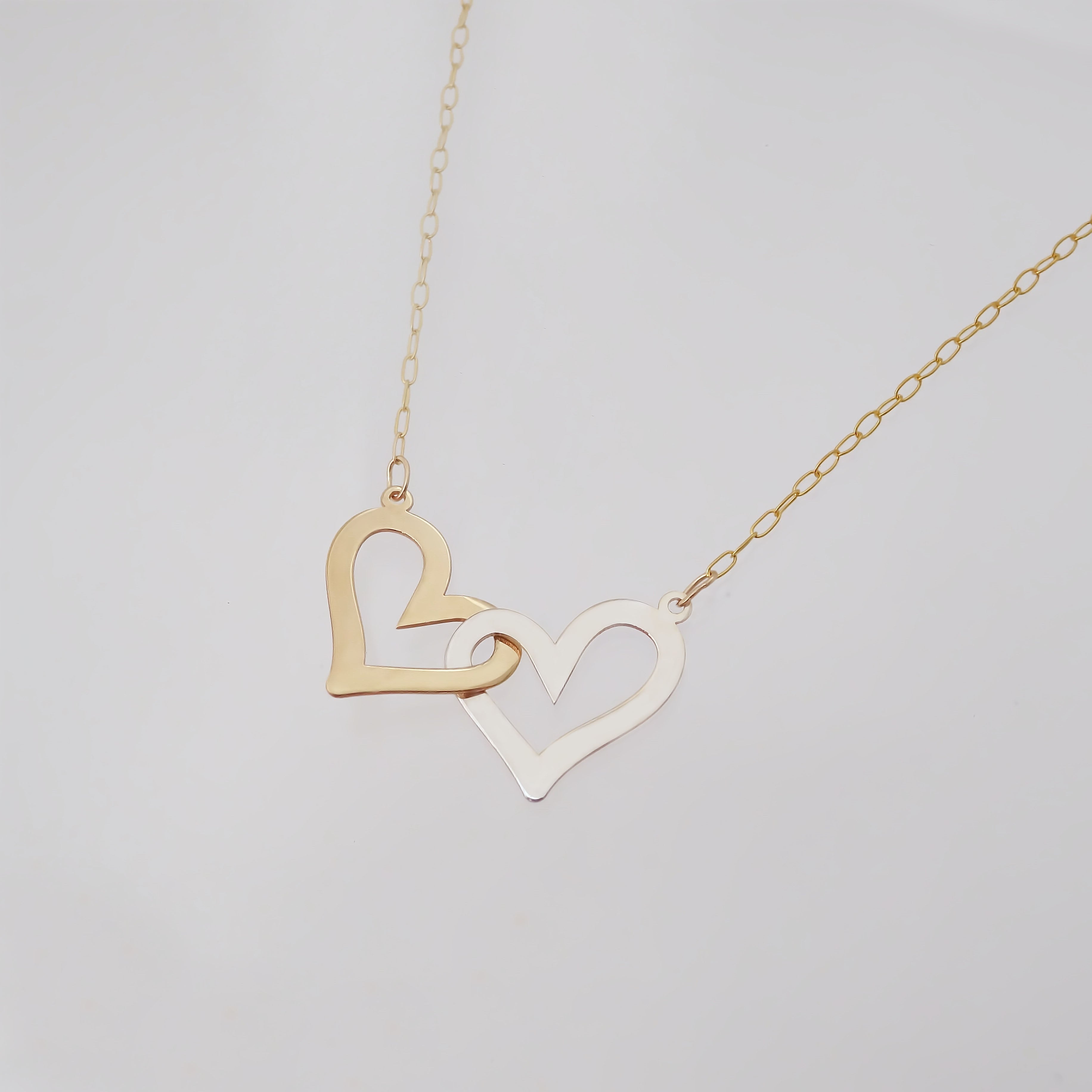 Amor Eterno - Gargantilla Corazones / 2 Oros Sólido 10k
