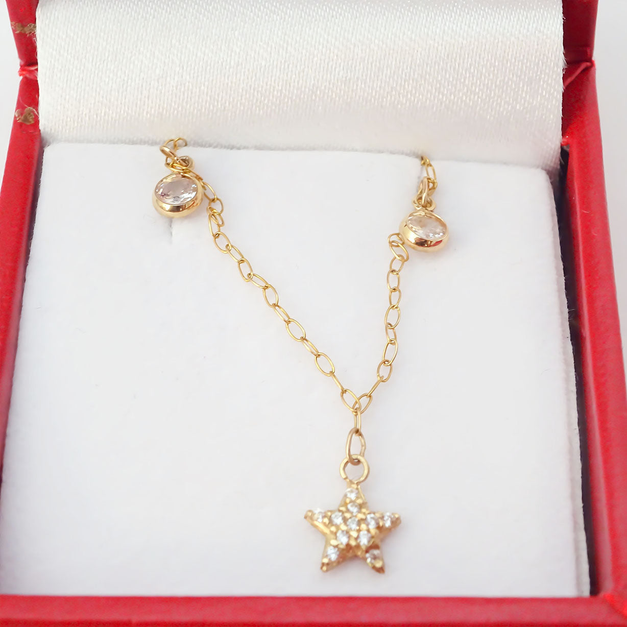 Amor Eterno - Gargantilla Estrella Diamante / Oro Sólido 10k