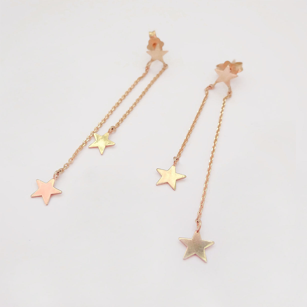 Amor Eterno - Aretes Largos Estrella / Oro Sólido 10k