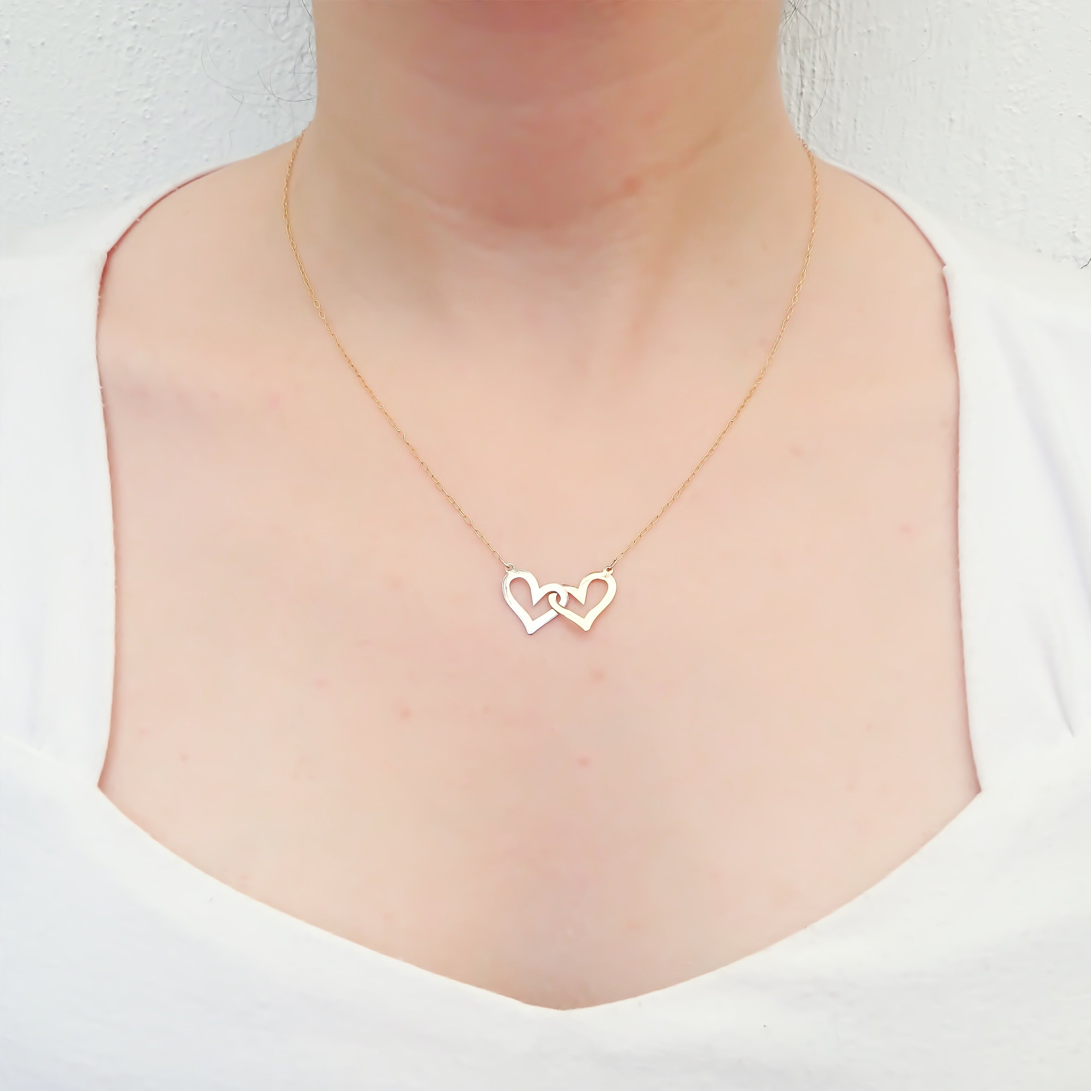 Amor Eterno - Gargantilla Corazones / 2 Oros Sólido 10k