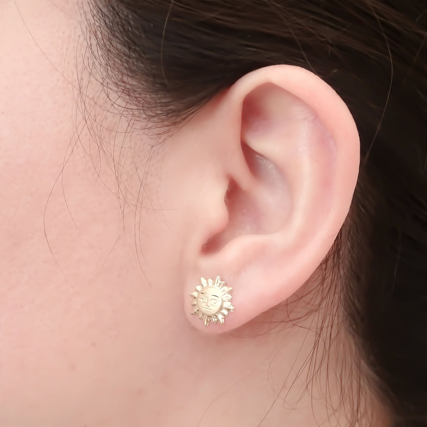 Amor Eterno - Broqueles / Aretes Par Oro 10k / Sol