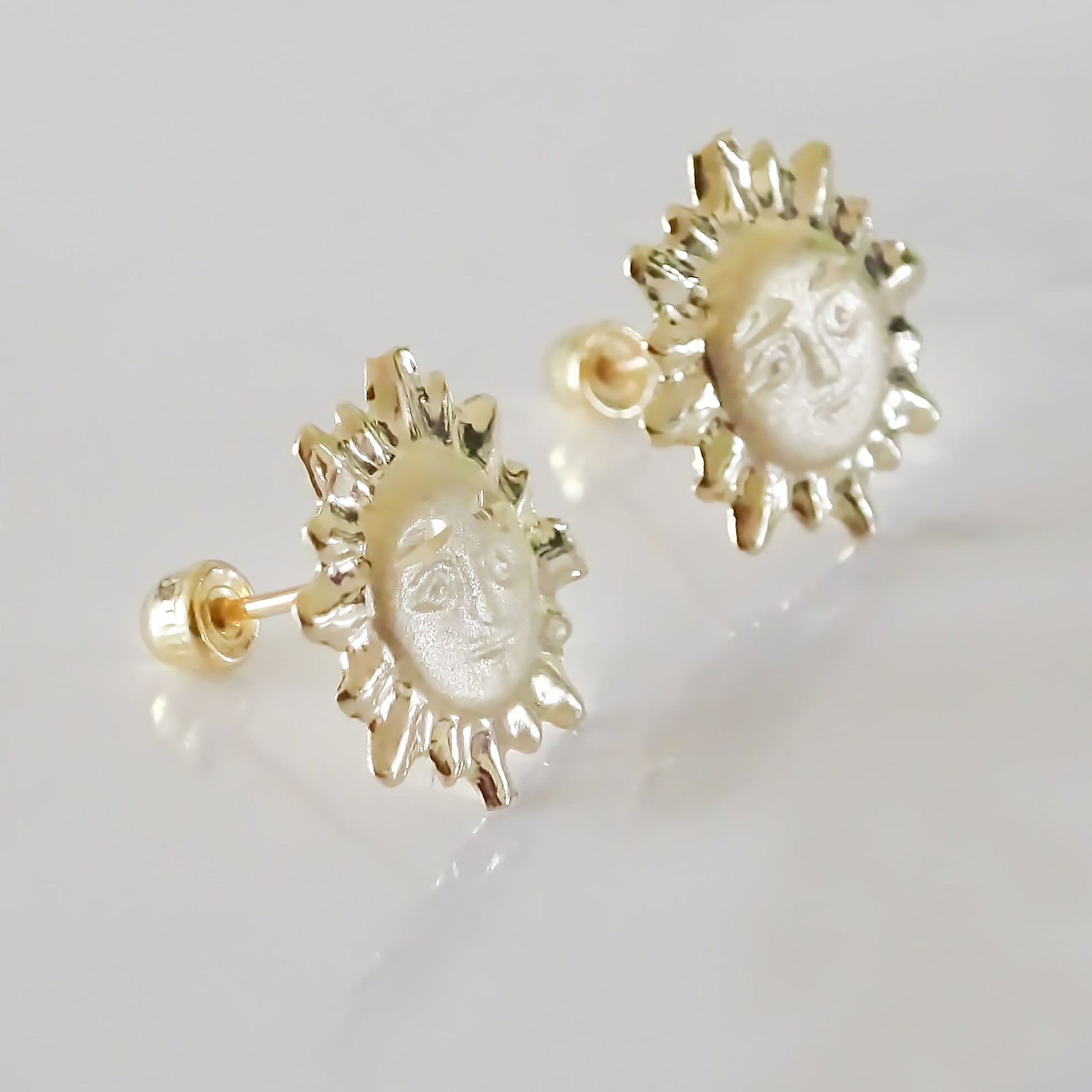 Amor Eterno - Broqueles / Aretes Par Oro 10k / Sol