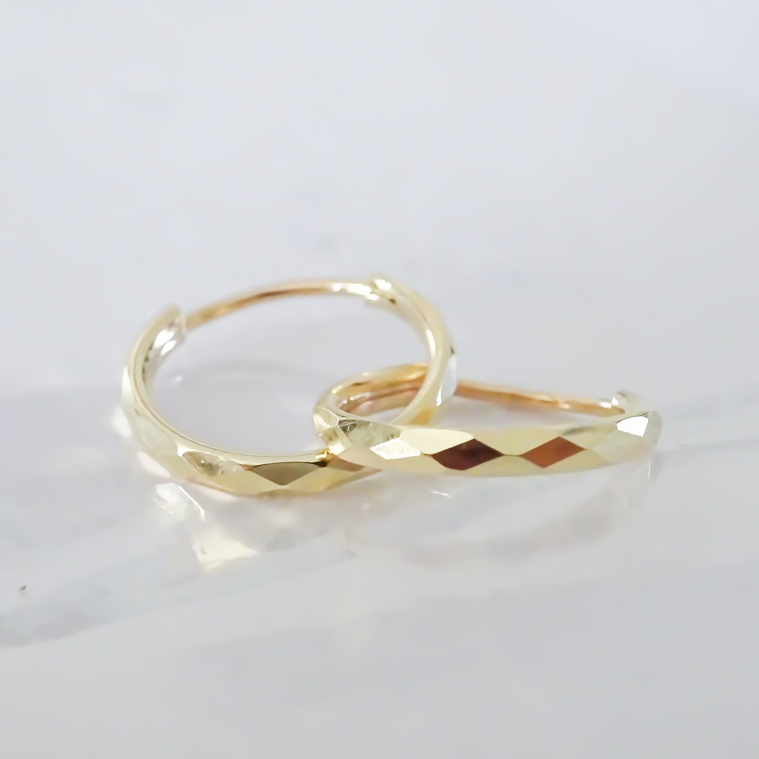 Amor Eterno - Arracadas Piercing / Facetado Grande Oro 10k