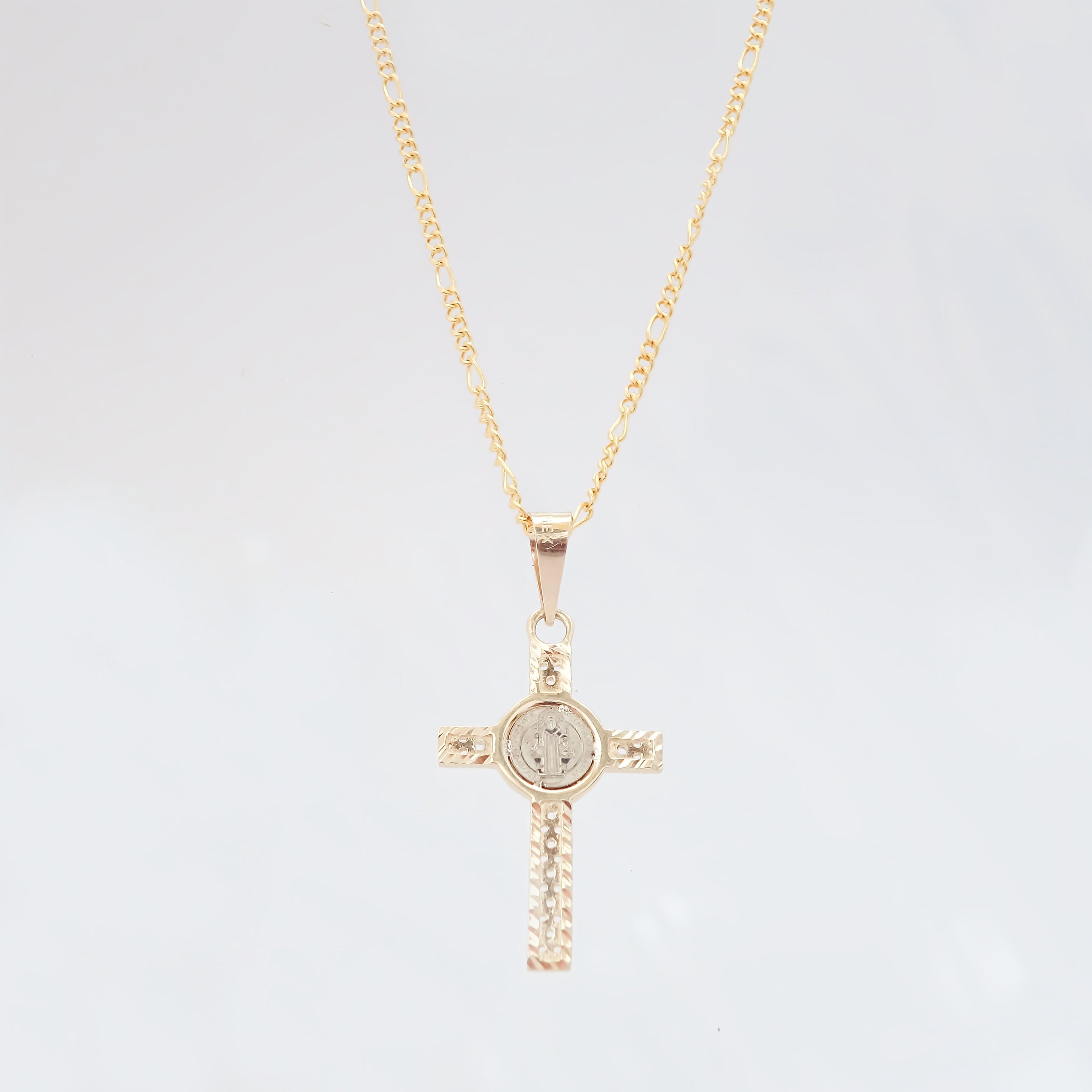 Amor Eterno - Cruz San Benito Oro Sólido