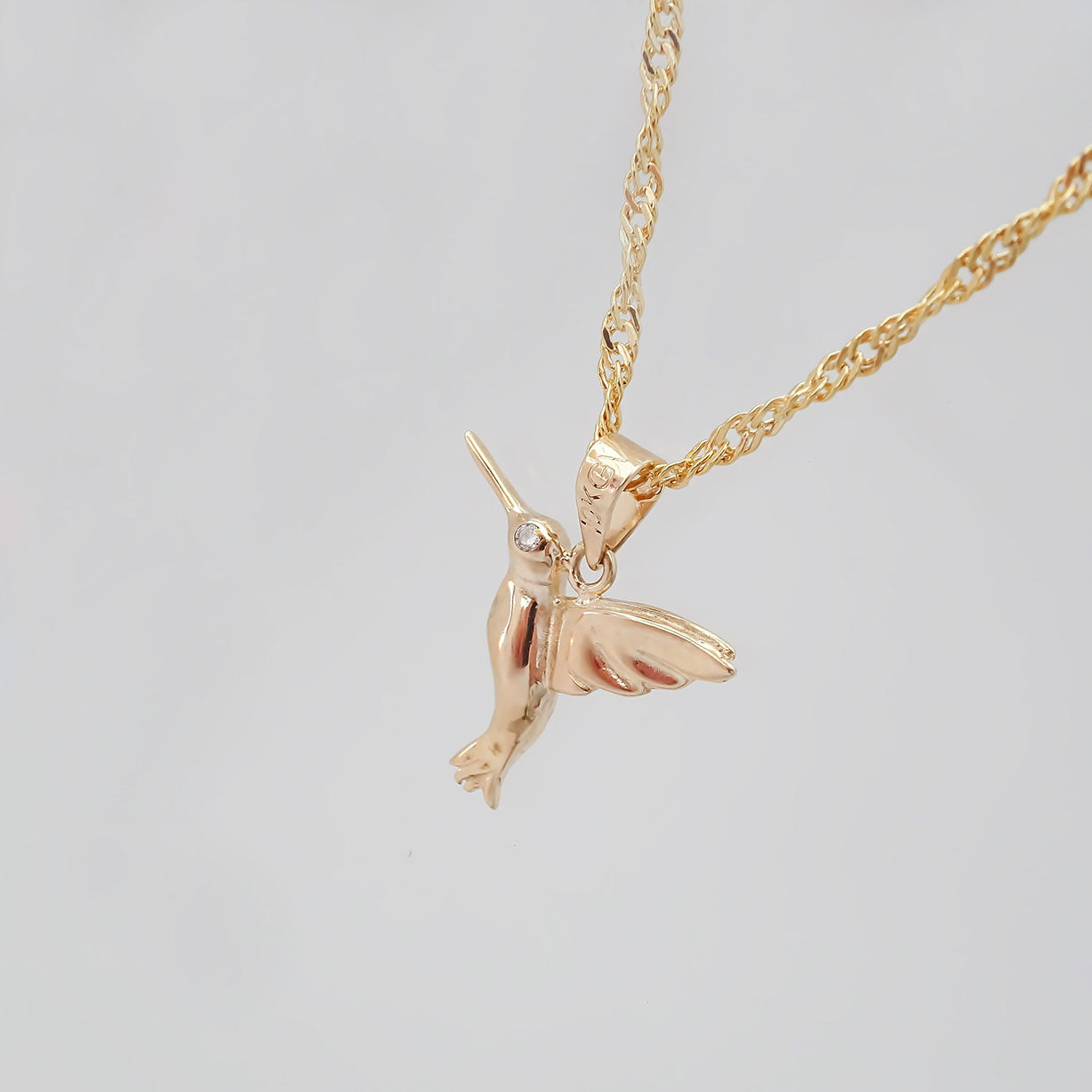 Amor Eterno - Dije Colibrí Oro Sólido 10k + Cadena Regalo