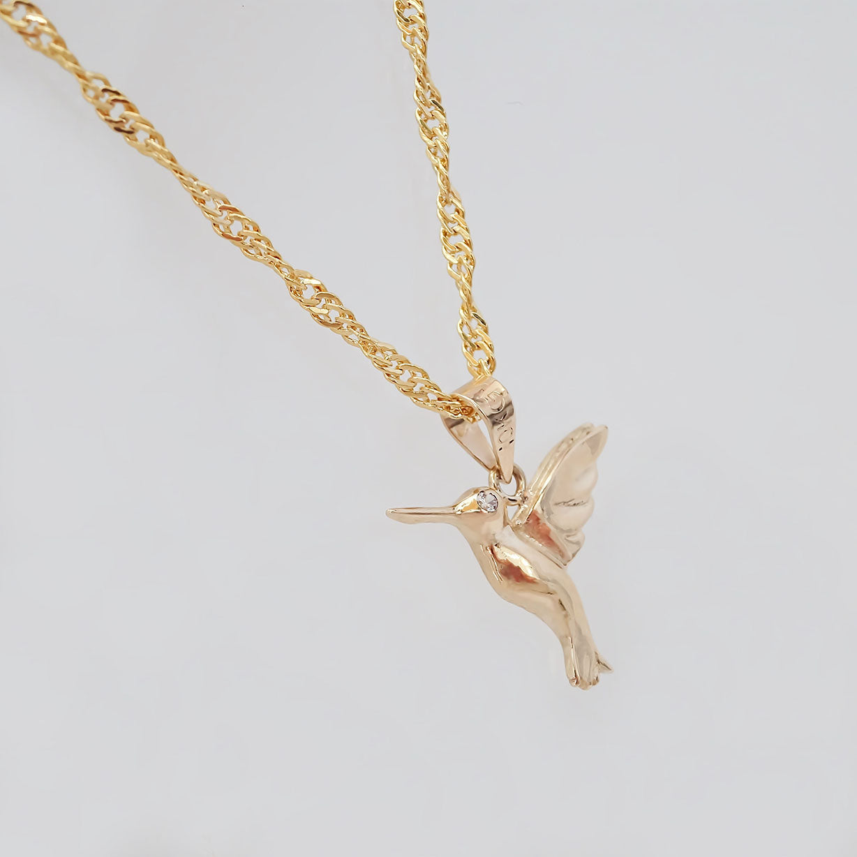 Amor Eterno - Dije Colibrí Oro Sólido 10k + Cadena Regalo