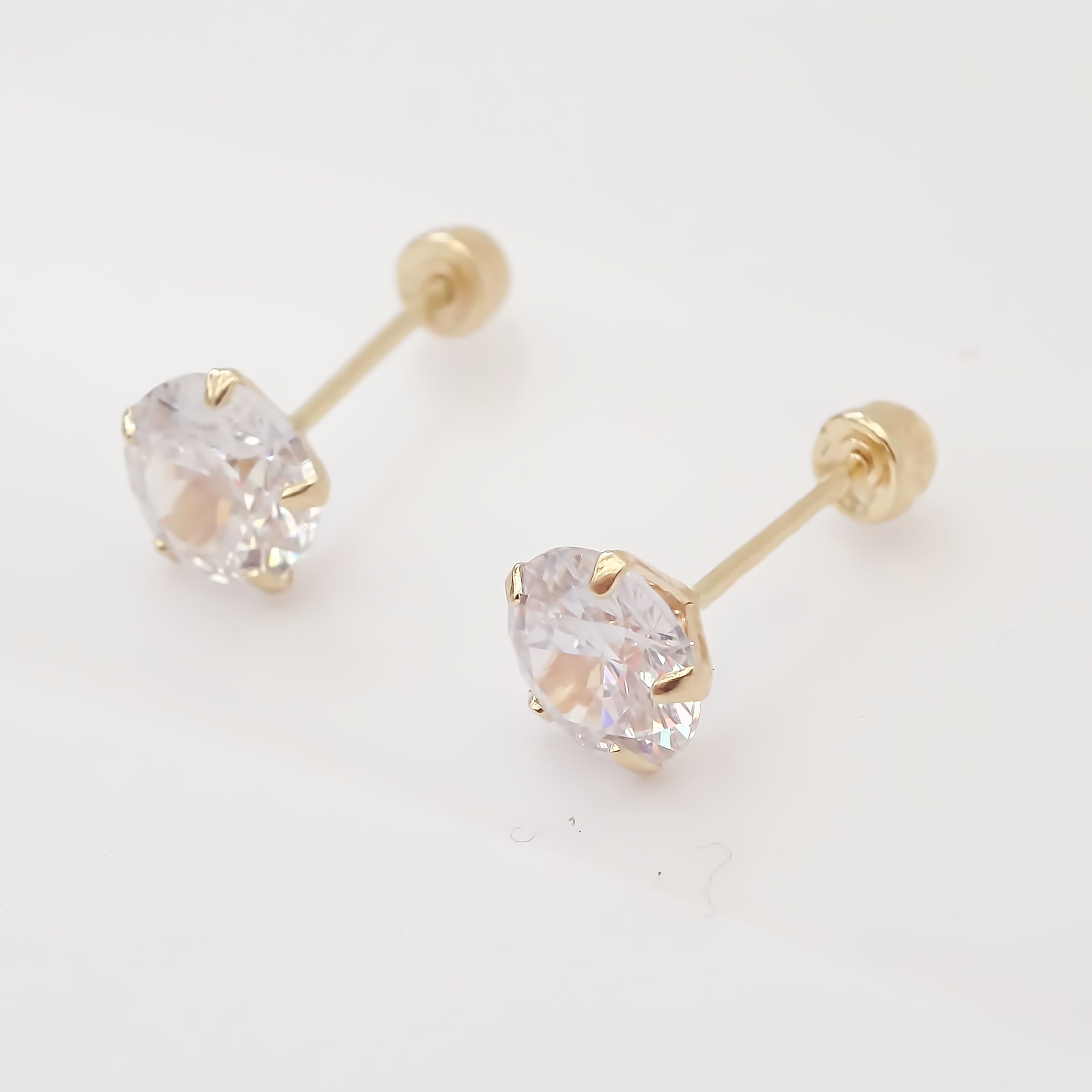 Amor Eterno - Broqueles Recto 6.5mm / Aretes / Oro 10k