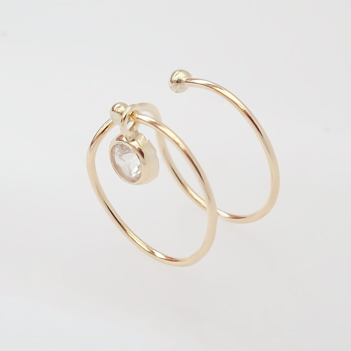 Amor Eterno - Earcuff Bisel / Falsa Perforación / Oro 10k