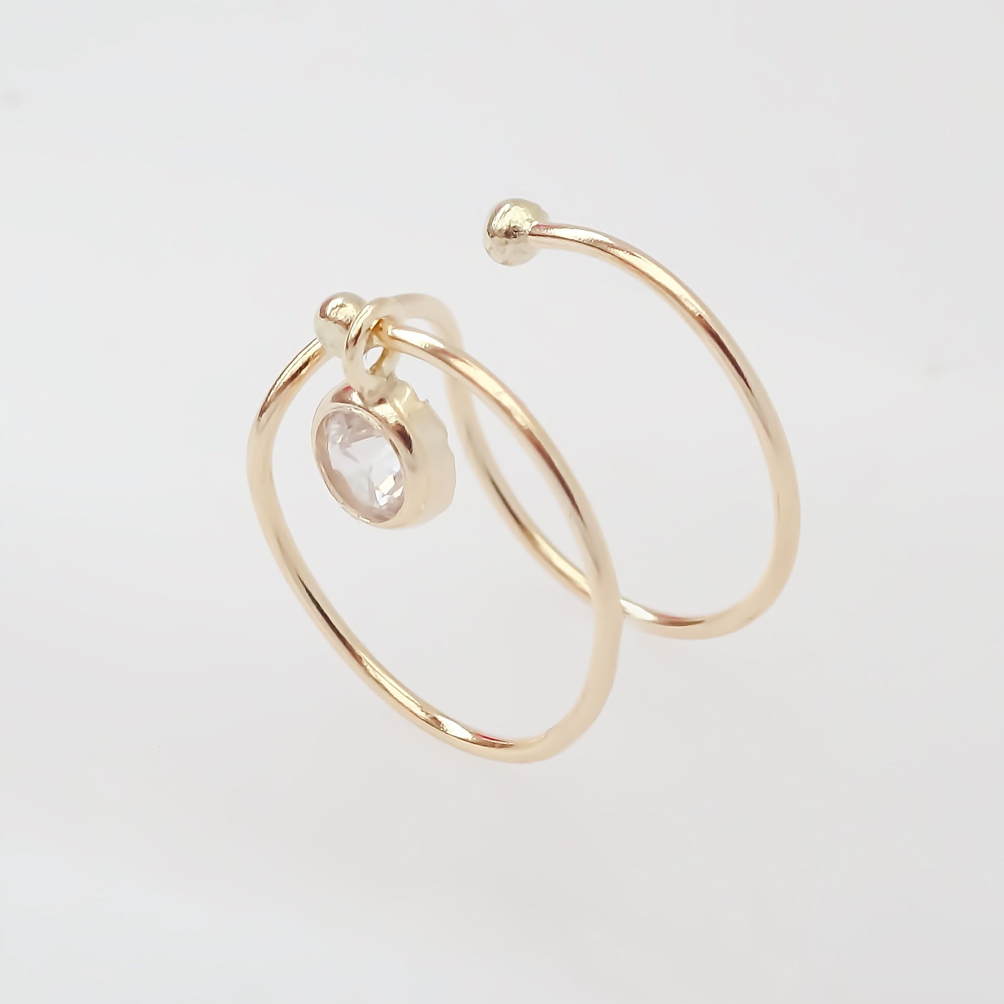 Amor Eterno - Earcuff Bisel / Falsa Perforación / Oro 10k