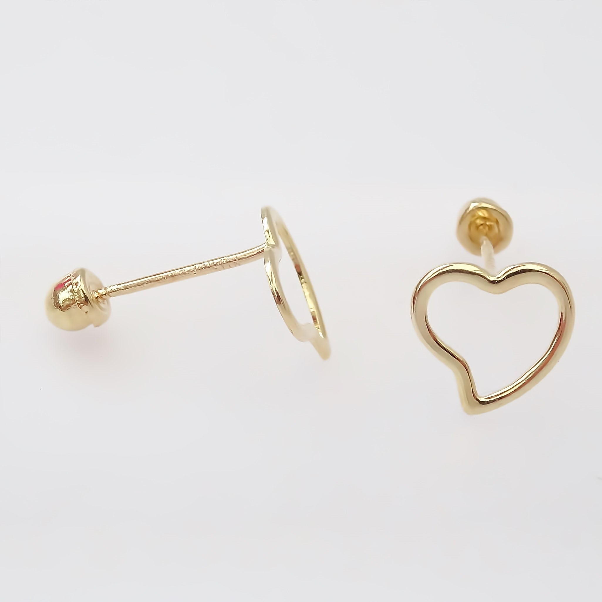 Amor Eterno - Broqueles Corazón Cursiva Aretes Oro Sólid 10k
