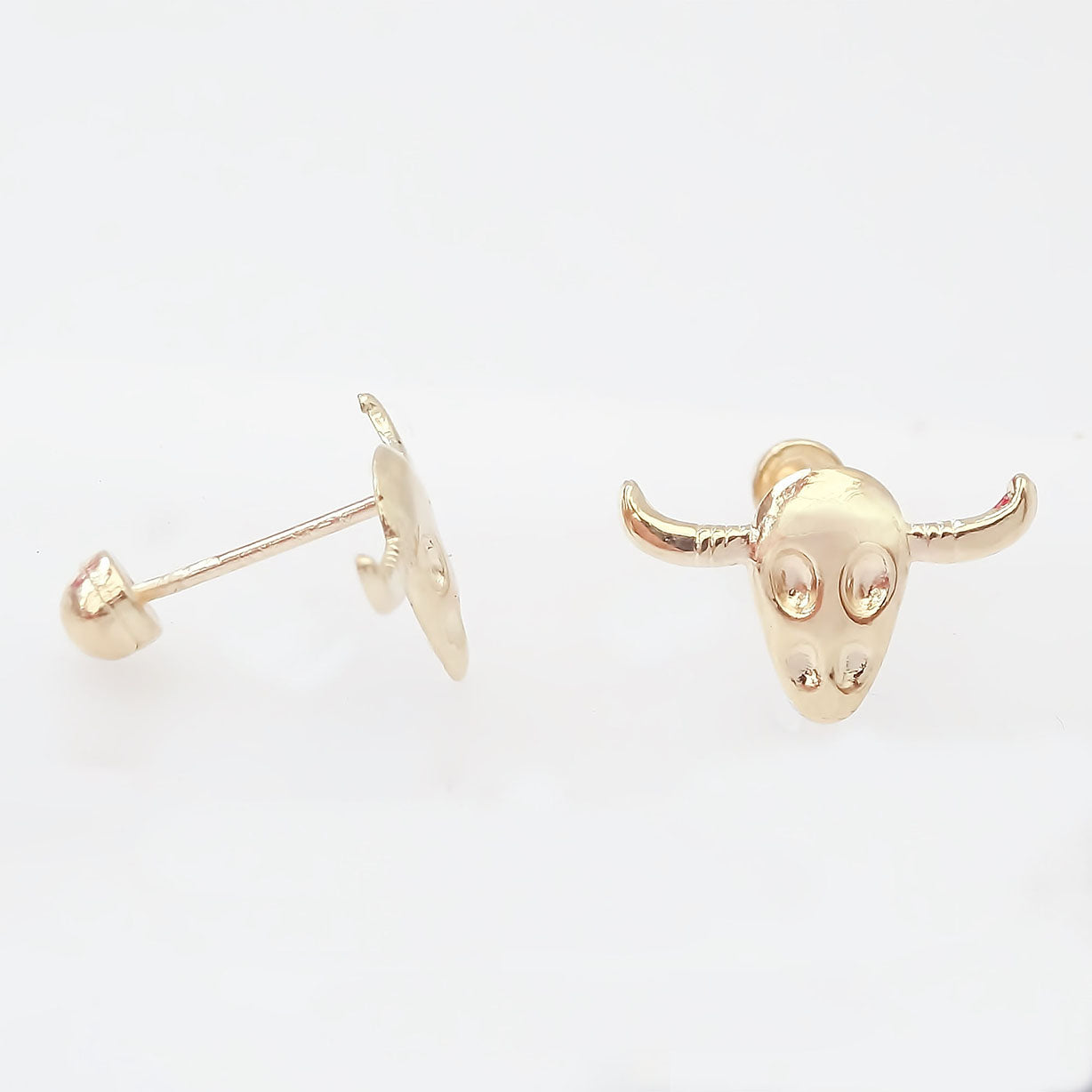 Amor Eterno - Broqueles Cráneo De Toro / Aretes / Oro 10k