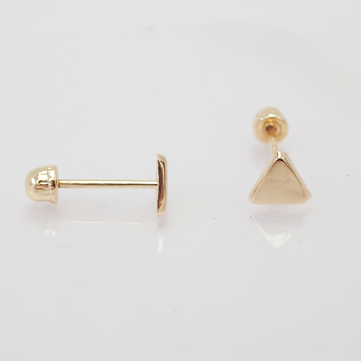 Amor Eterno - Broqueles Triángulo Basic / Aretes / Oro 10k