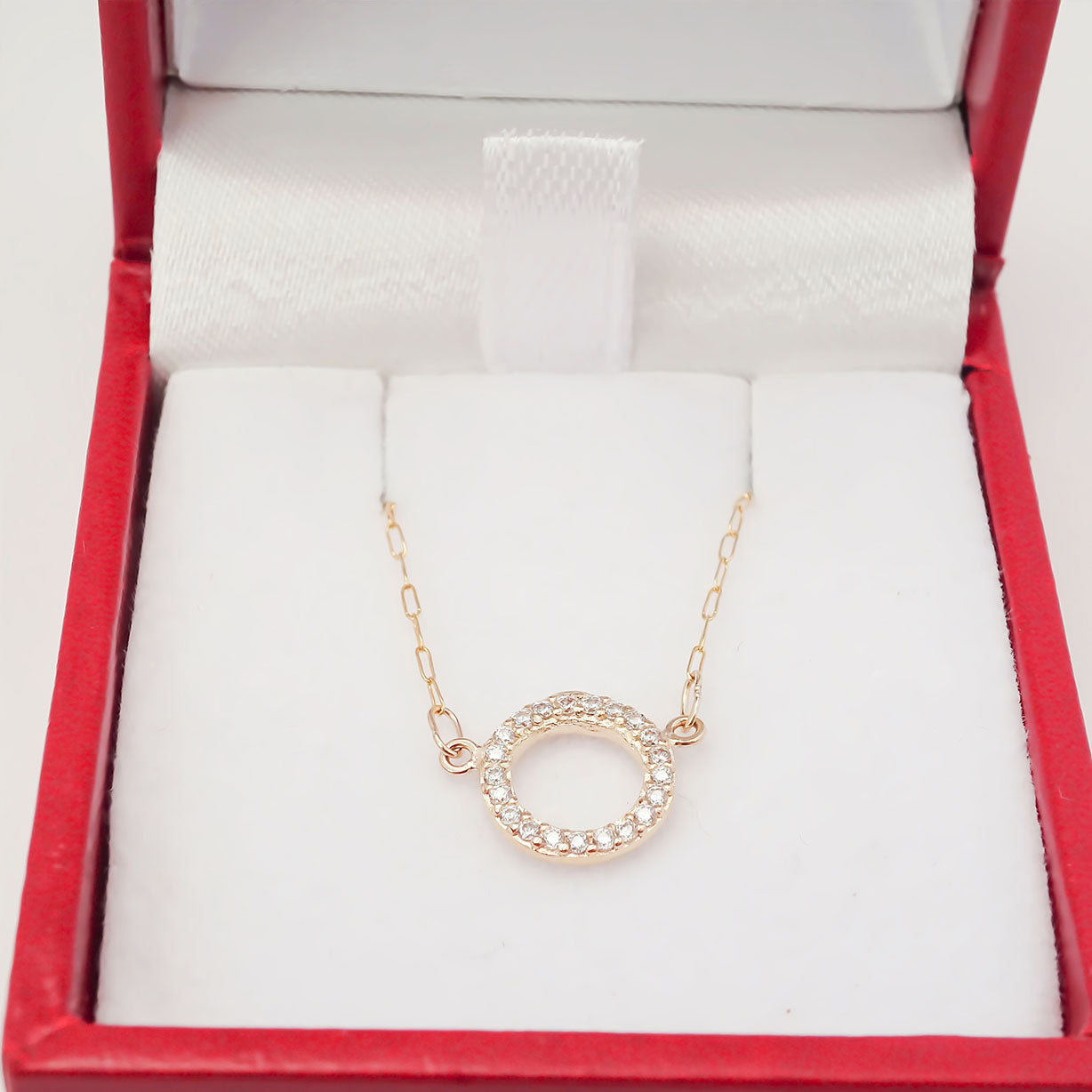 Amor Eterno - Gargantilla Elegante / Circulo Sólido 10k