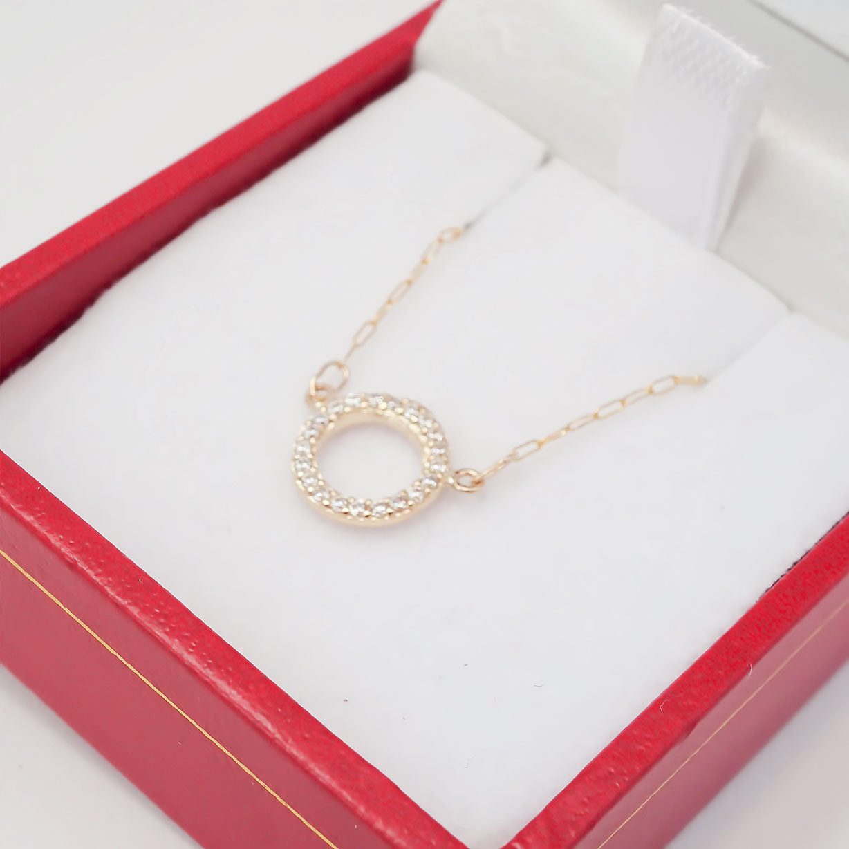 Amor Eterno - Gargantilla Elegante / Circulo Sólido 10k