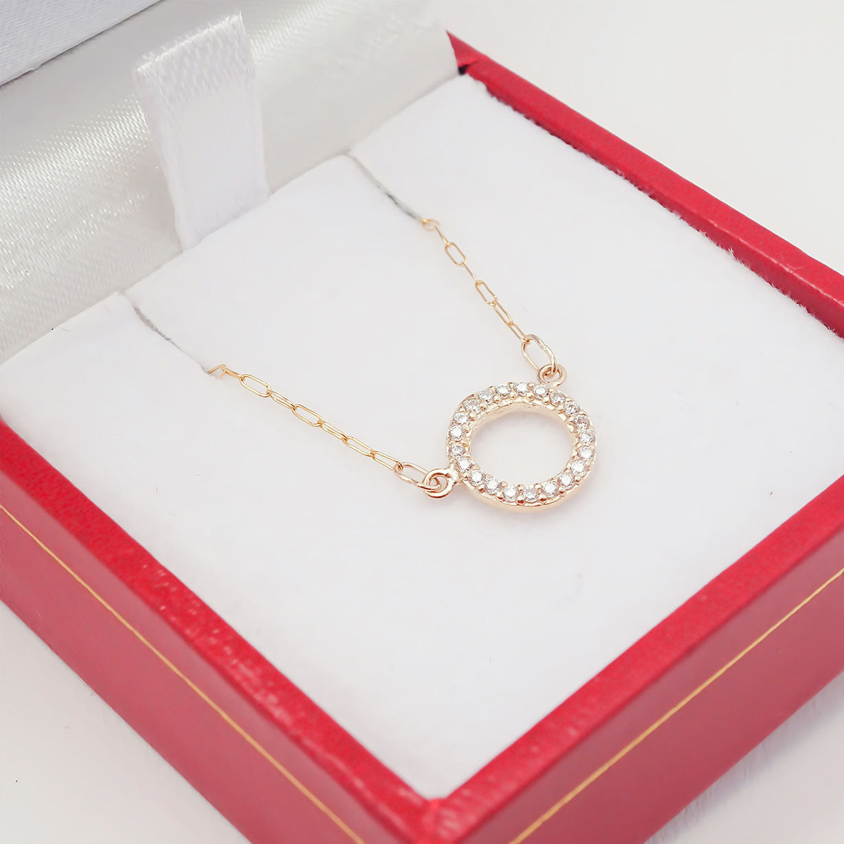 Amor Eterno - Gargantilla Elegante / Circulo Sólido 10k
