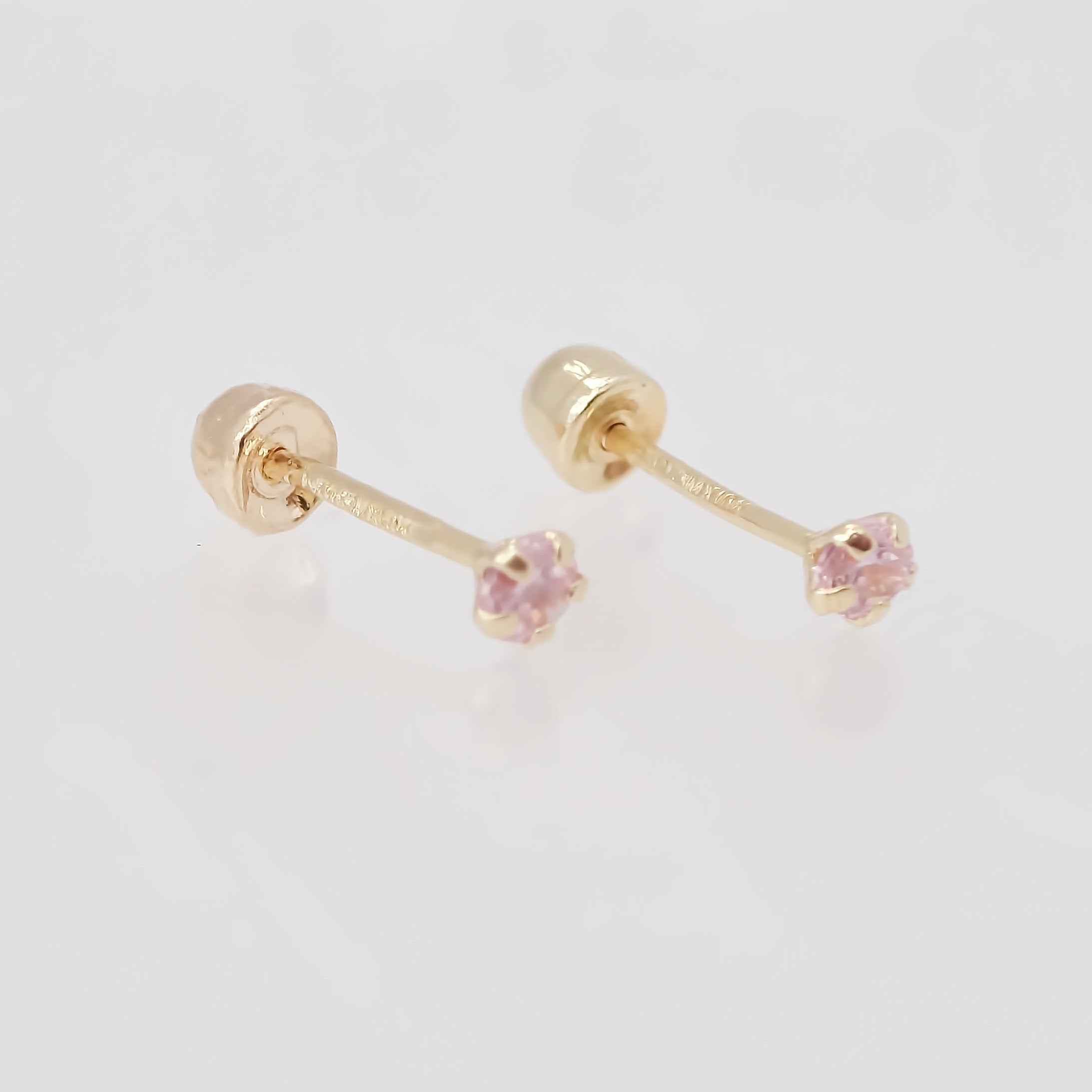 Amor Eterno - Broqueles Recto Mini Bebé / Aretes / Oro 10k / Rosa