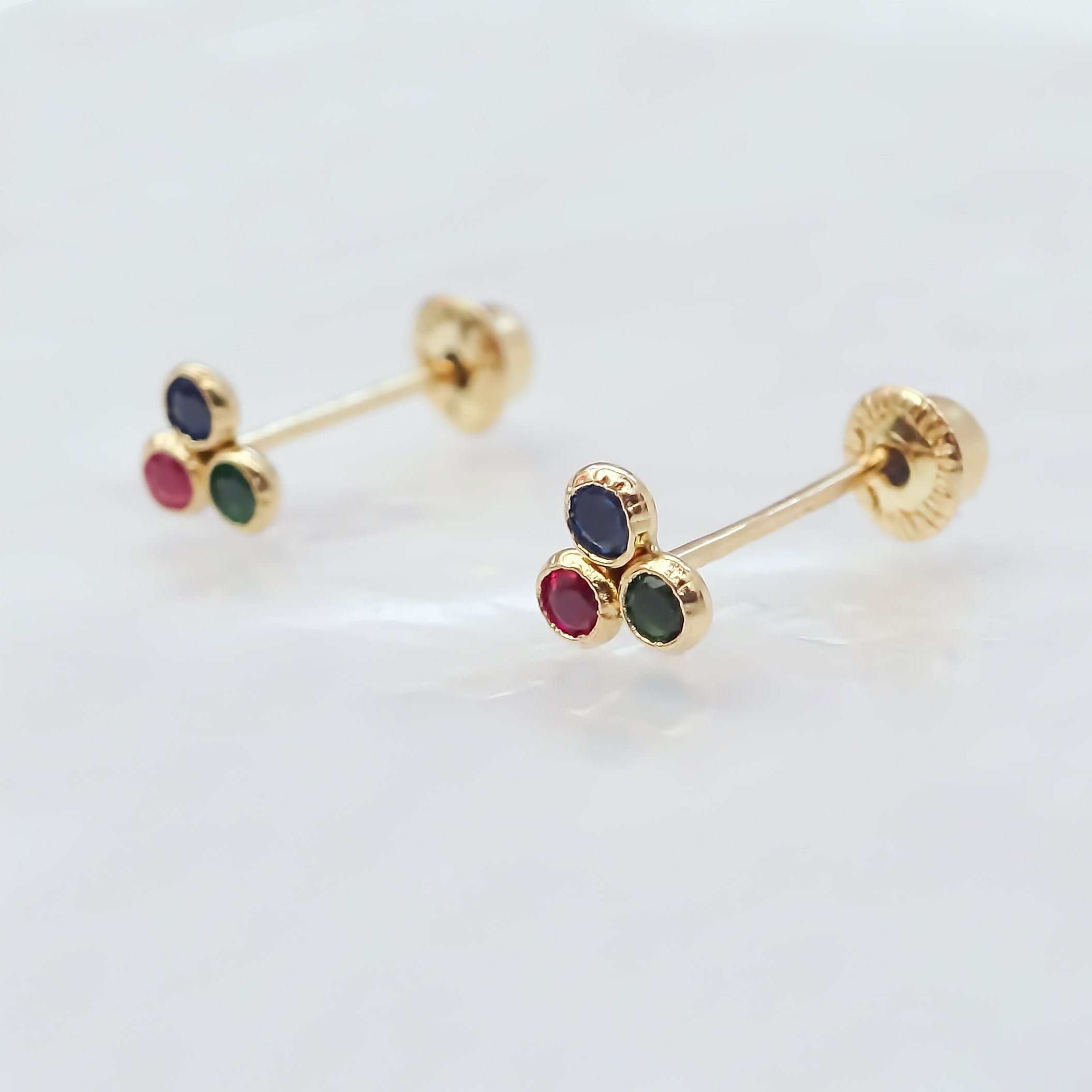 Amor Eterno - Broqueles Mini Trébol / Aretes / Oro 10k / Multicolor
